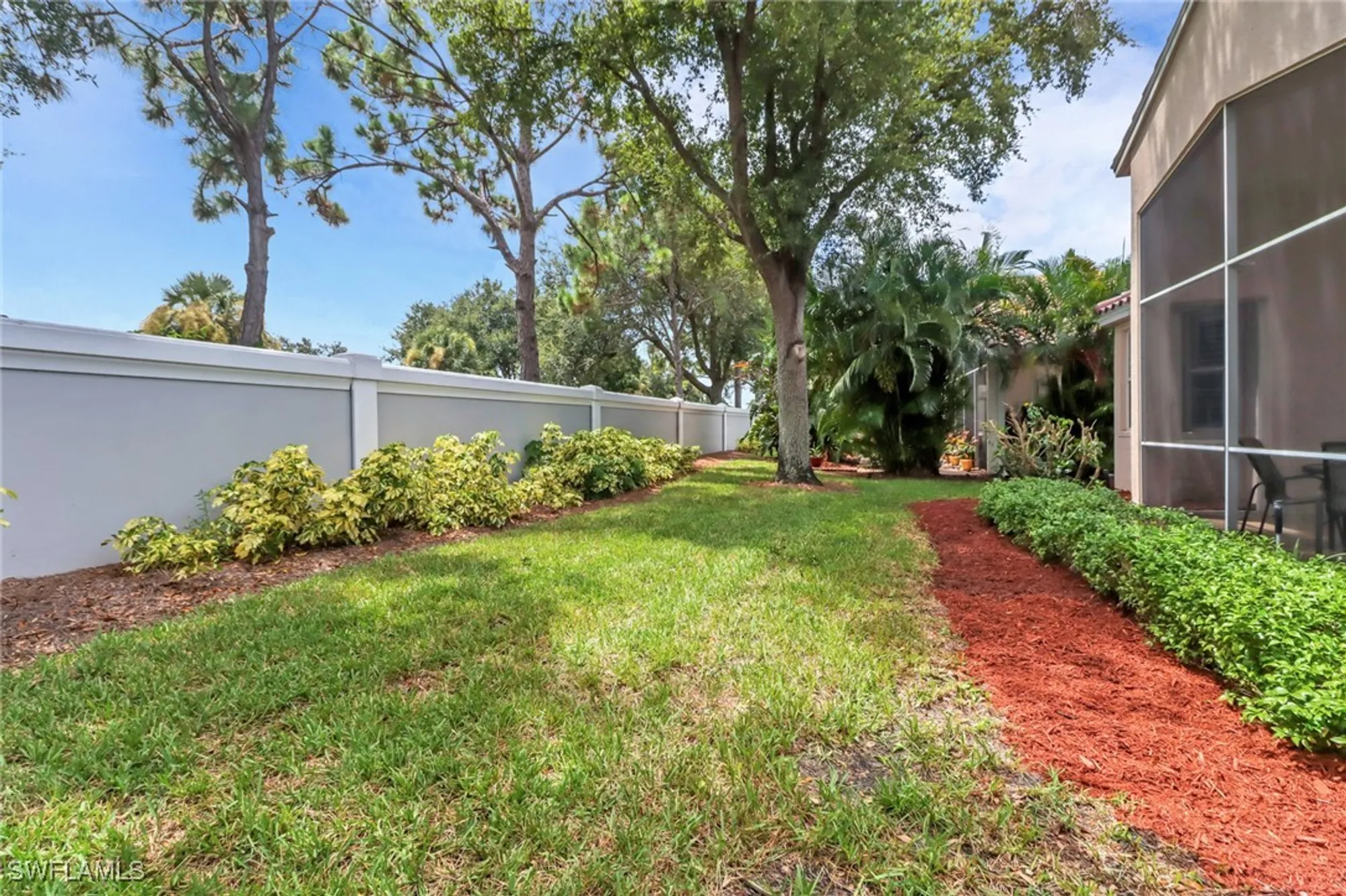 Property Slideshow image 24 of 45 | 20107 castlemaine ave, Estero, FL, 33928