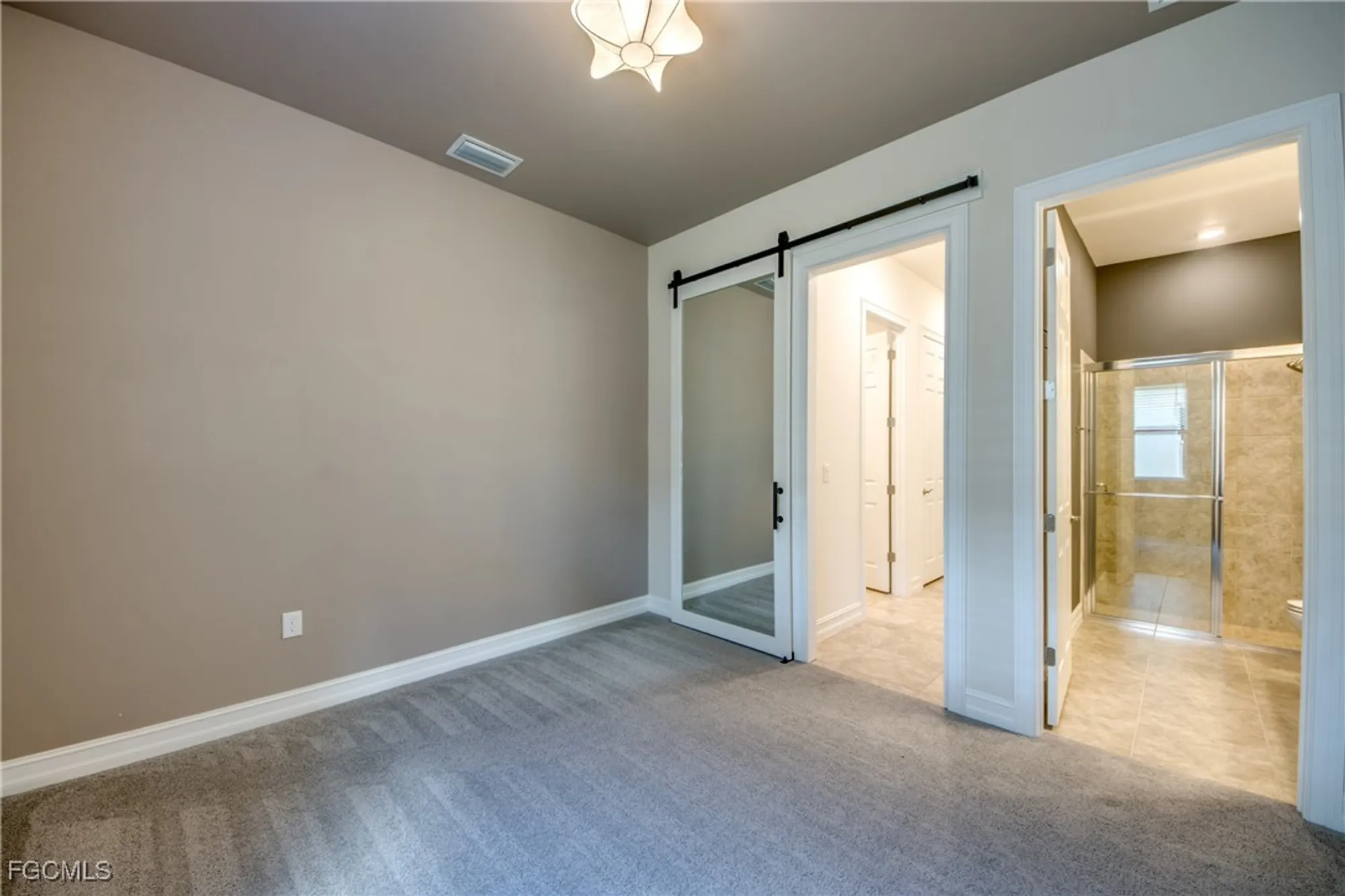 Property Slideshow image 19 of 49 | 3668 avenida del vera, North Fort Myers, FL, 33917