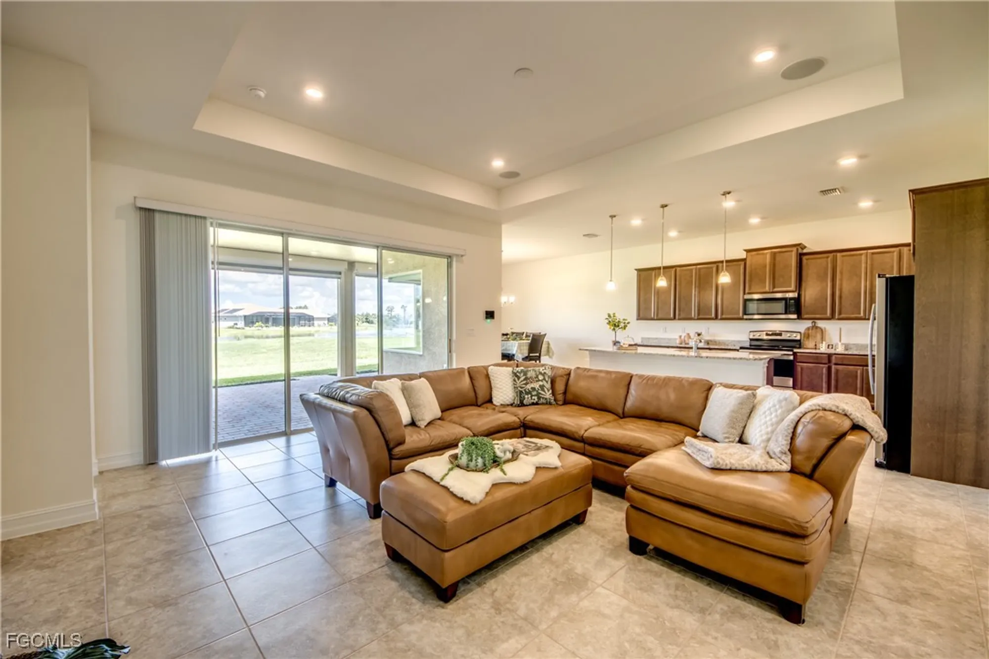 Property Slideshow image 10 of 49 | 3668 avenida del vera, North Fort Myers, FL, 33917