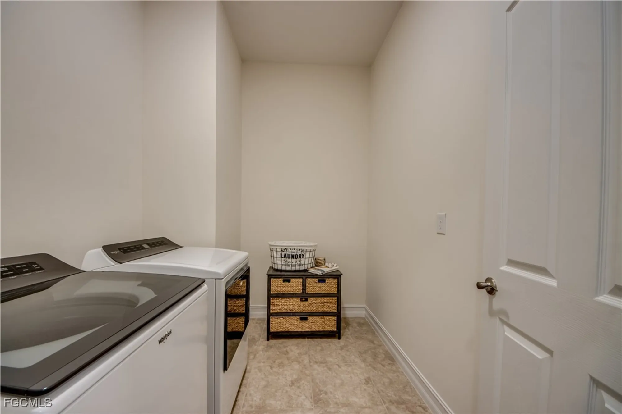 Property Slideshow image 24 of 49 | 3668 avenida del vera, North Fort Myers, FL, 33917