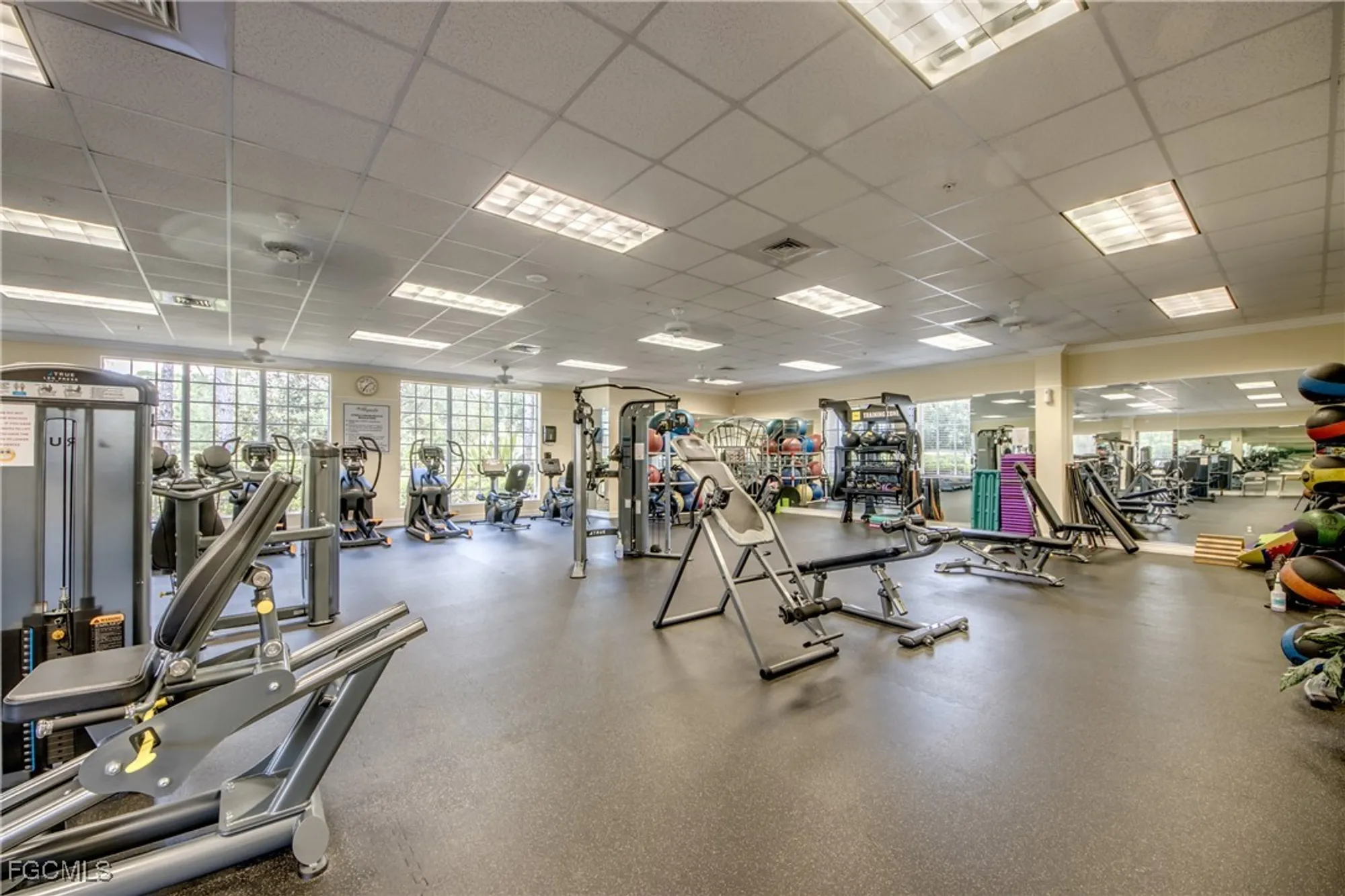 Property Slideshow image 41 of 49 | 3668 avenida del vera, North Fort Myers, FL, 33917