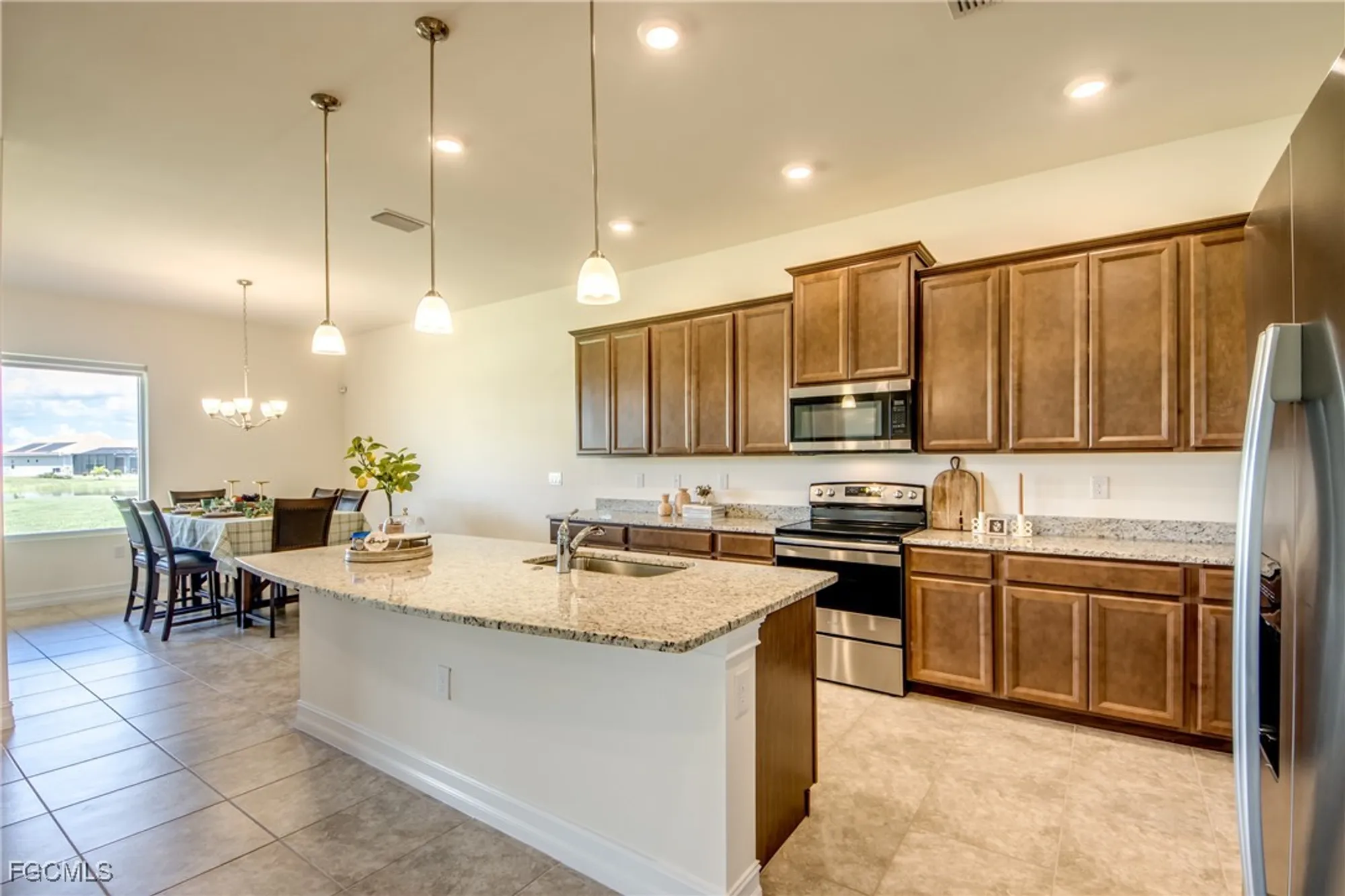 Property Slideshow image 6 of 49 | 3668 avenida del vera, North Fort Myers, FL, 33917