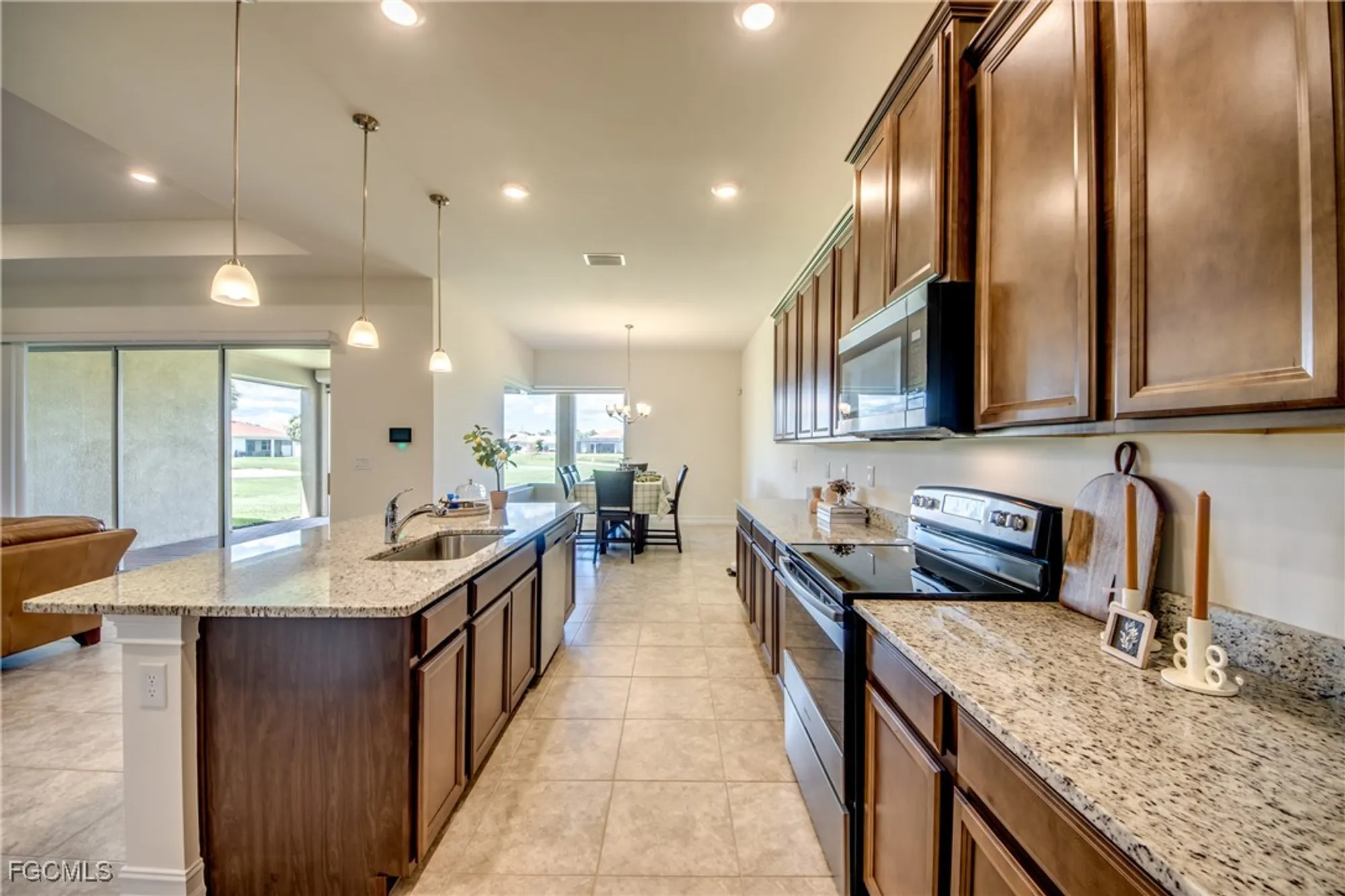 Property Slideshow image 7 of 49 | 3668 avenida del vera, North Fort Myers, FL, 33917