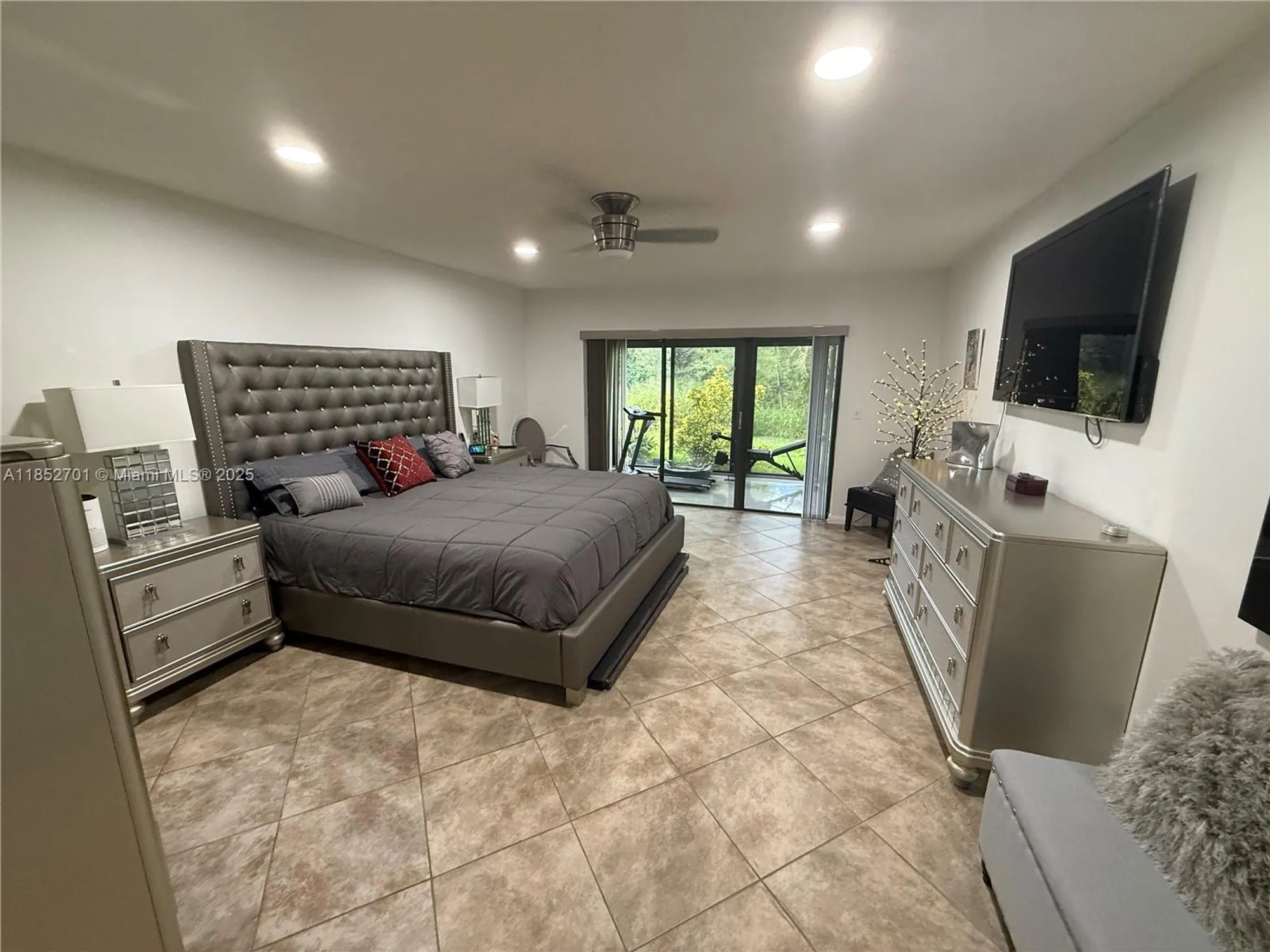 Property Slideshow image 14 of 34 | 21720 arriba real # 37-b, Boca Raton, FL, 33433