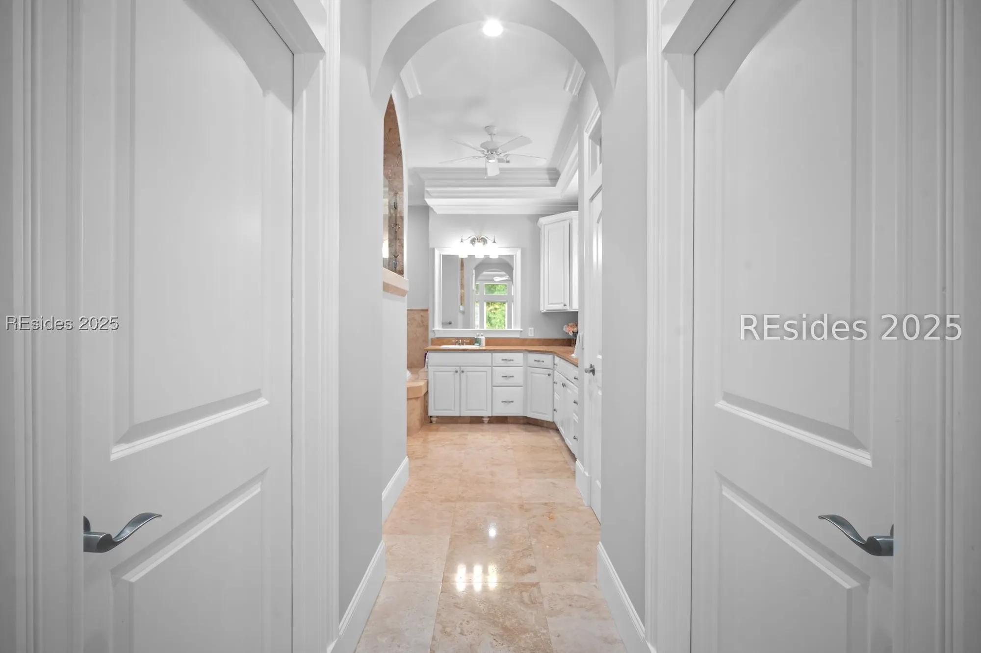 Property Slideshow image 19 of 71 | 5 camden ln, Hilton Head Island, SC, 29926