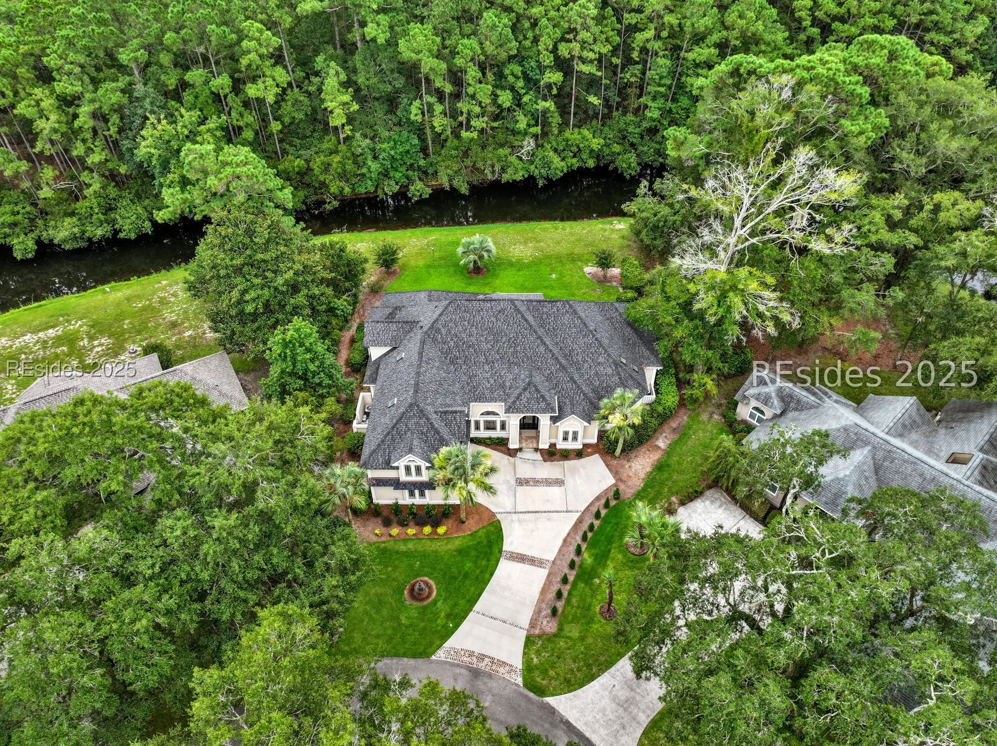Property Slideshow image 57 of 71 | 5 camden ln, Hilton Head Island, SC, 29926