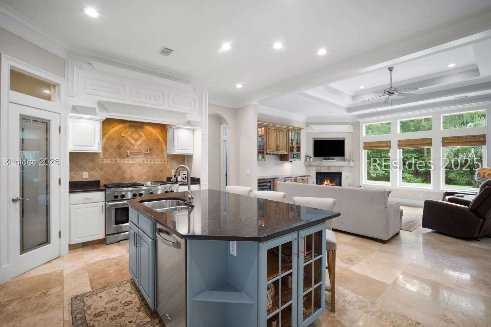 Property Slideshow image 6 of 71 | 5 camden ln, Hilton Head Island, SC, 29926