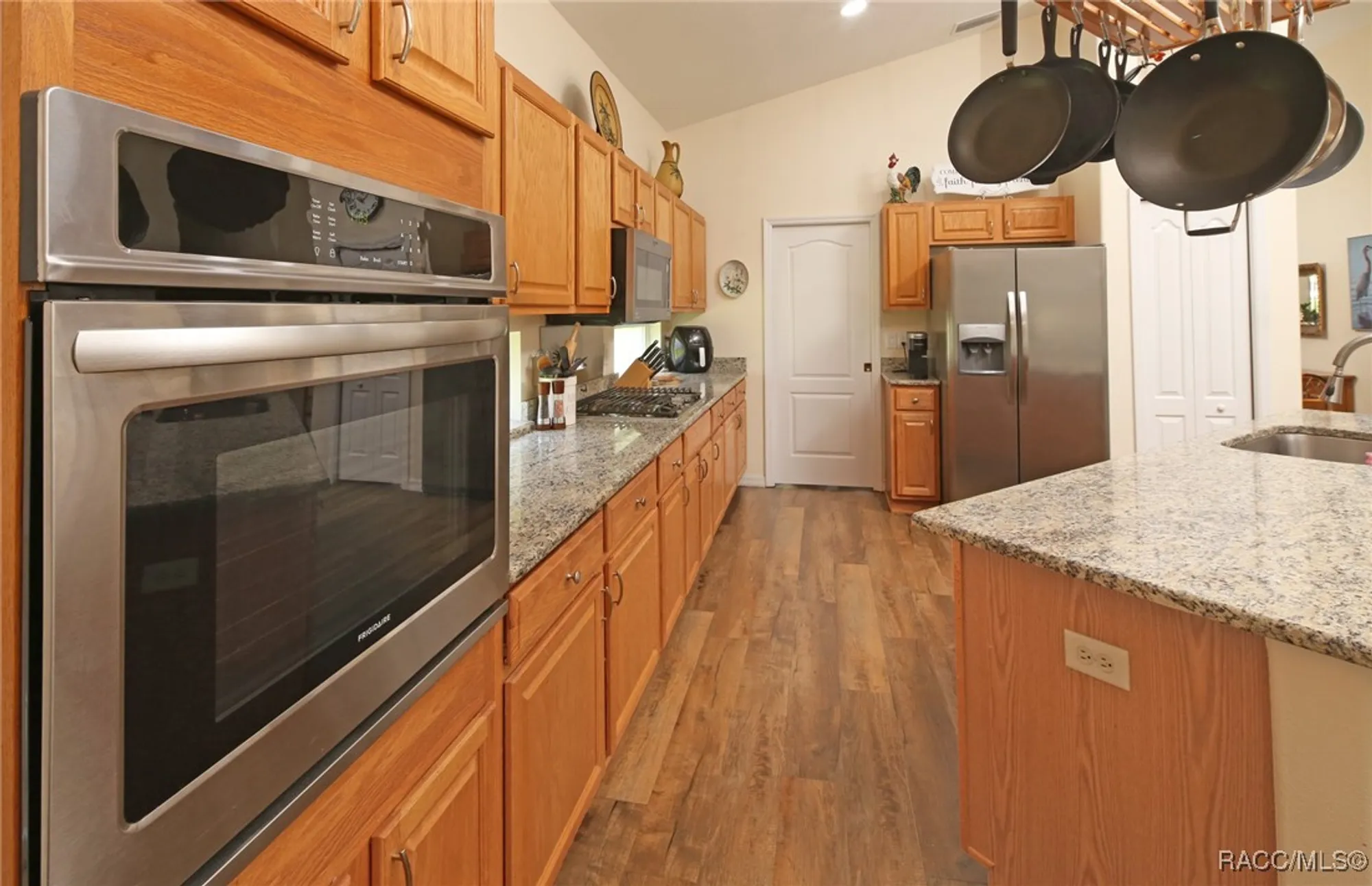 Property Slideshow image 10 of 48 | 631 w doerr path, Hernando, FL, 34442