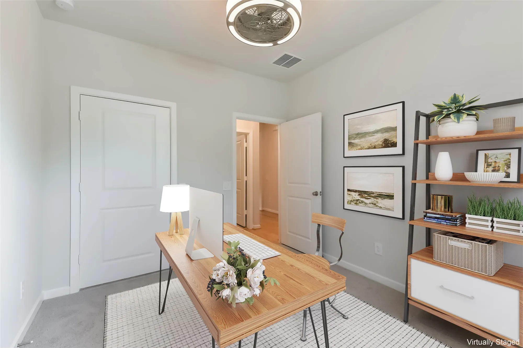 Property Slideshow image 21 of 47 | 240 w stargazer lily bnd, Montgomery, TX, 77316