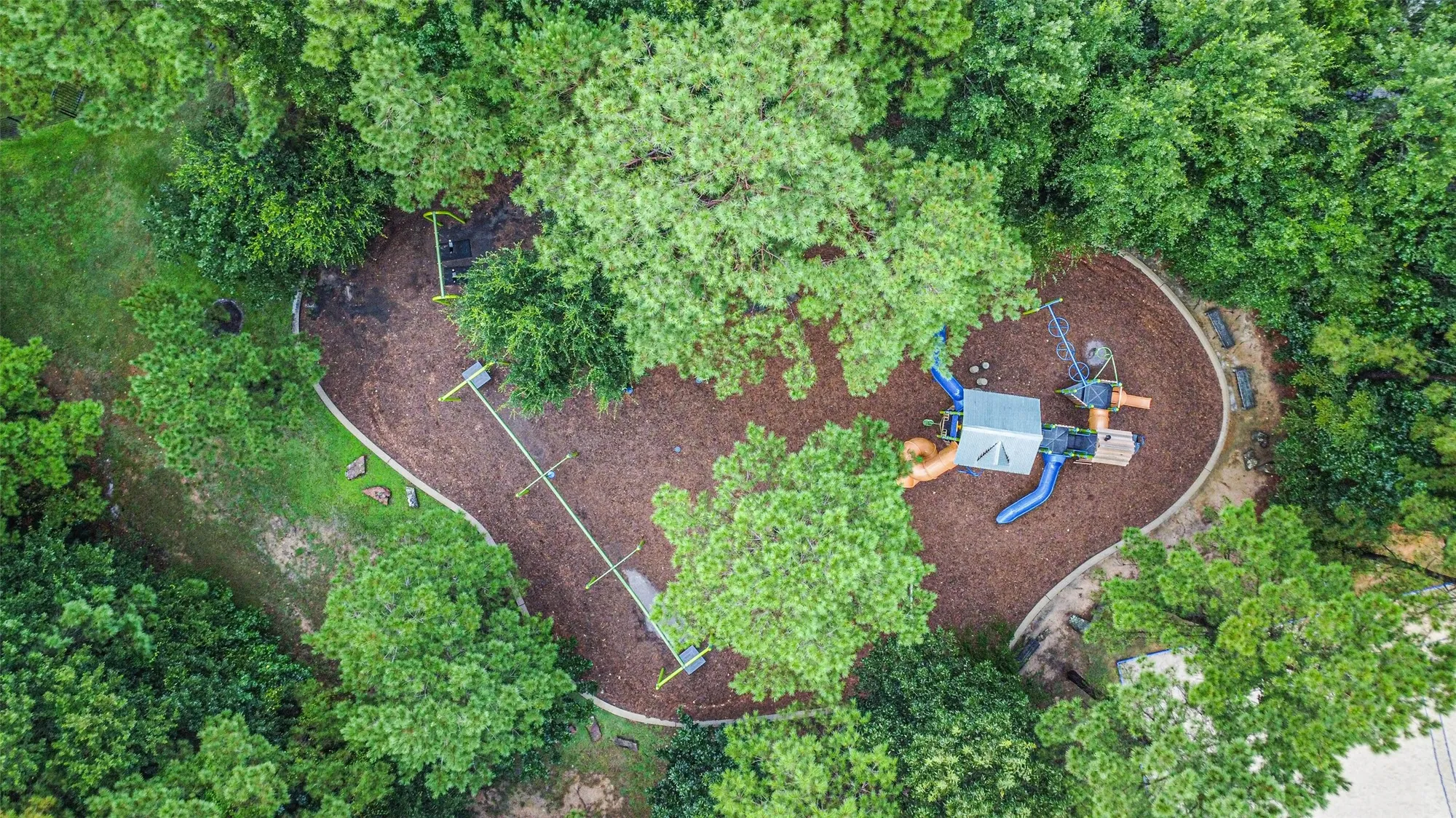 Property Slideshow image 43 of 47 | 240 w stargazer lily bnd, Montgomery, TX, 77316