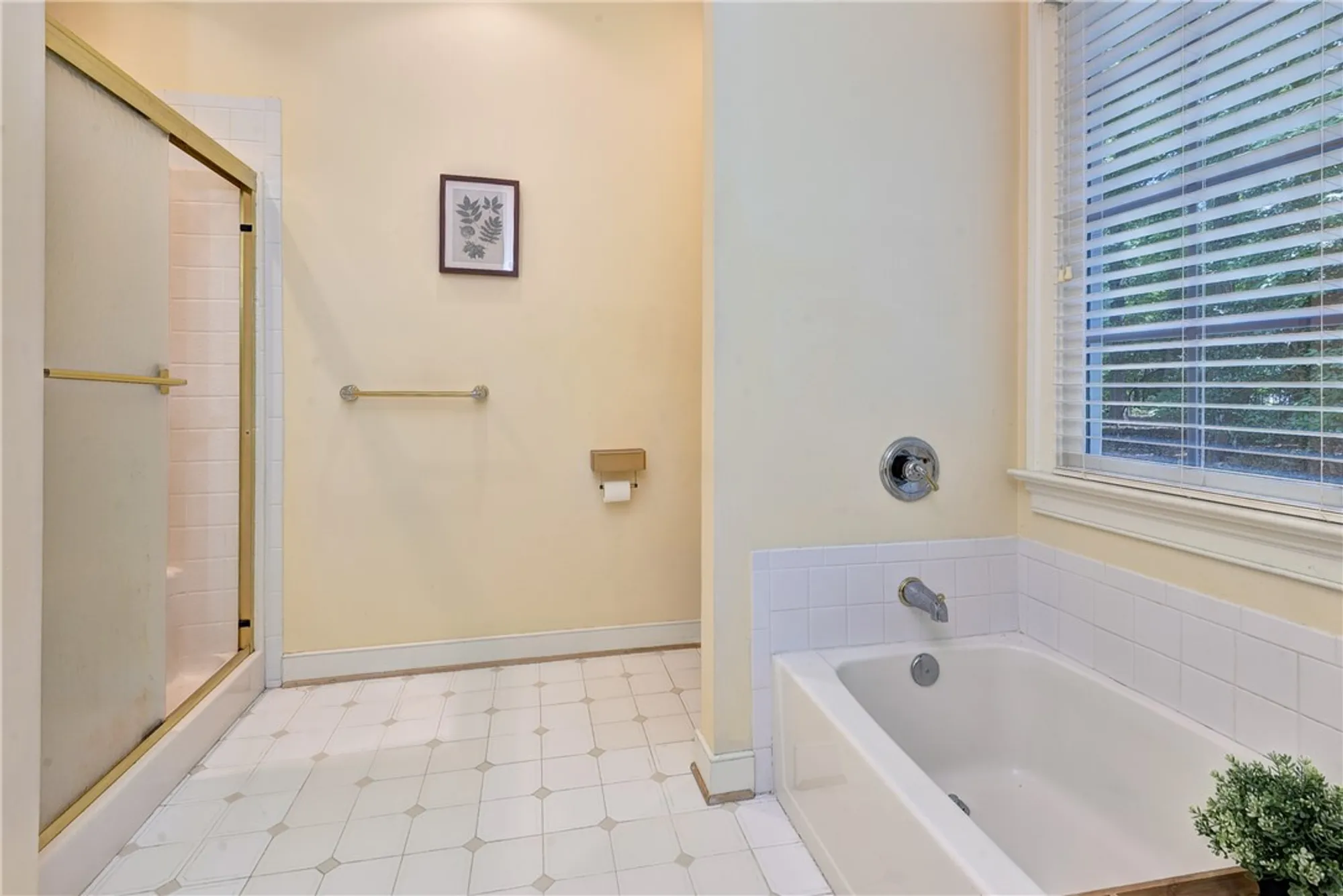 Property Slideshow image 24 of 38 | 164 heritage pointe, Williamsburg, VA, 23188