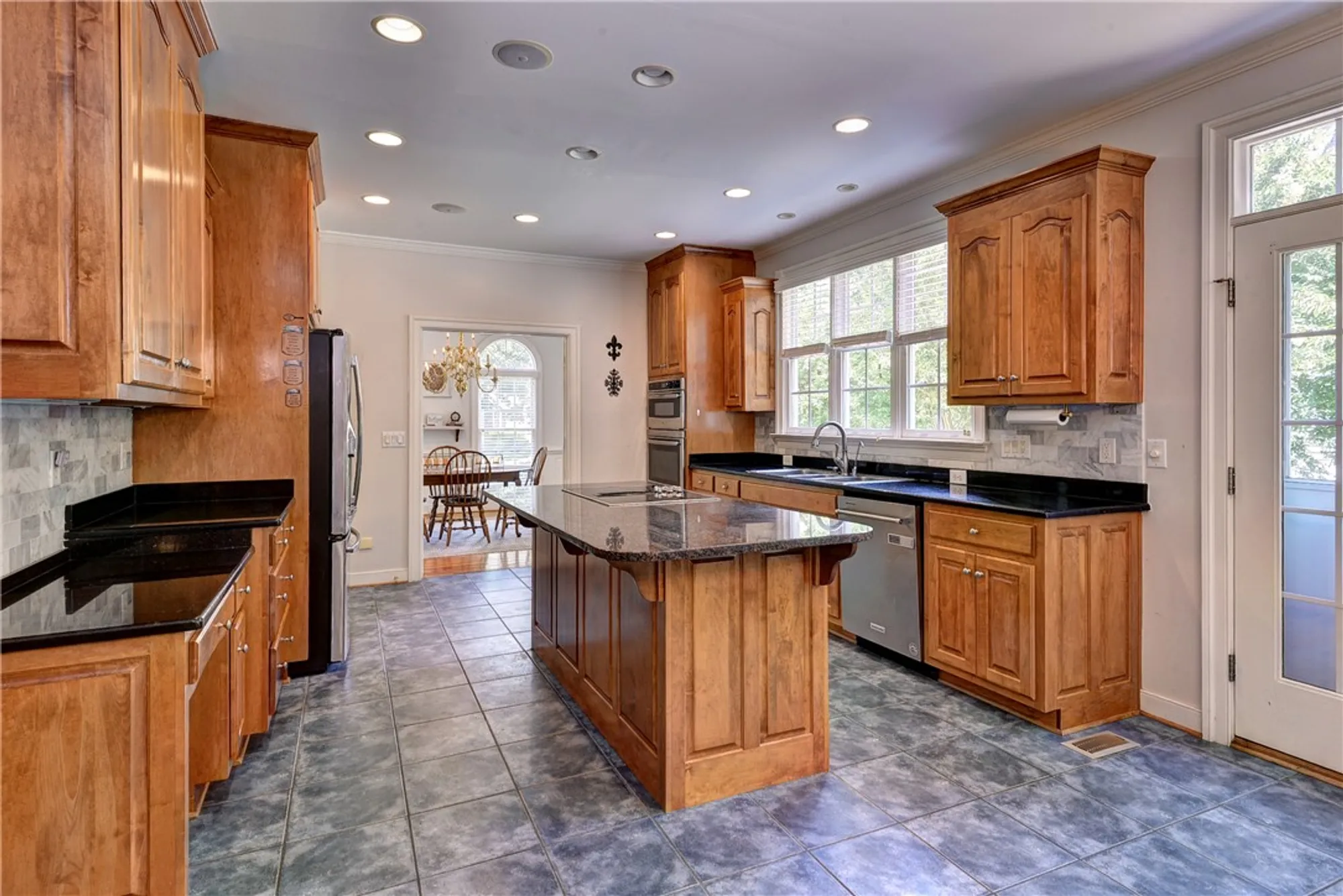 Property Slideshow image 4 of 38 | 164 heritage pointe, Williamsburg, VA, 23188