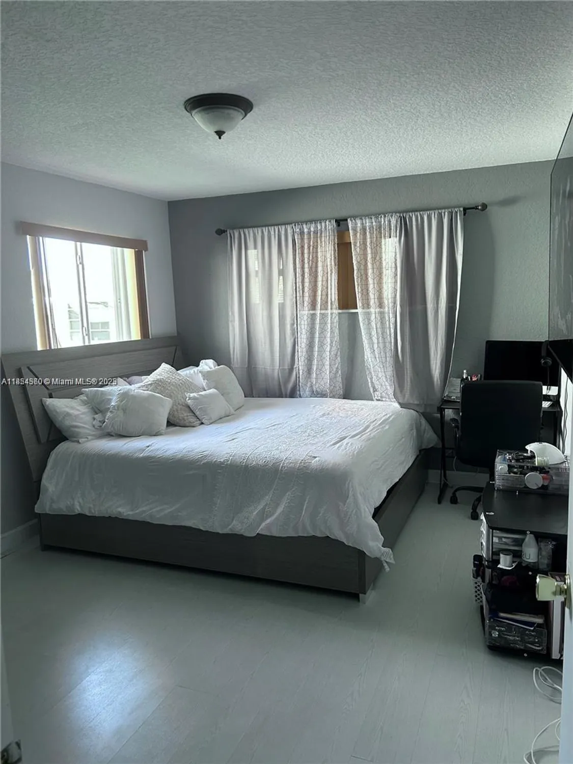 Property Slideshow image 13 of 17 | 6960 nw 11th ct, Margate, FL, 33063