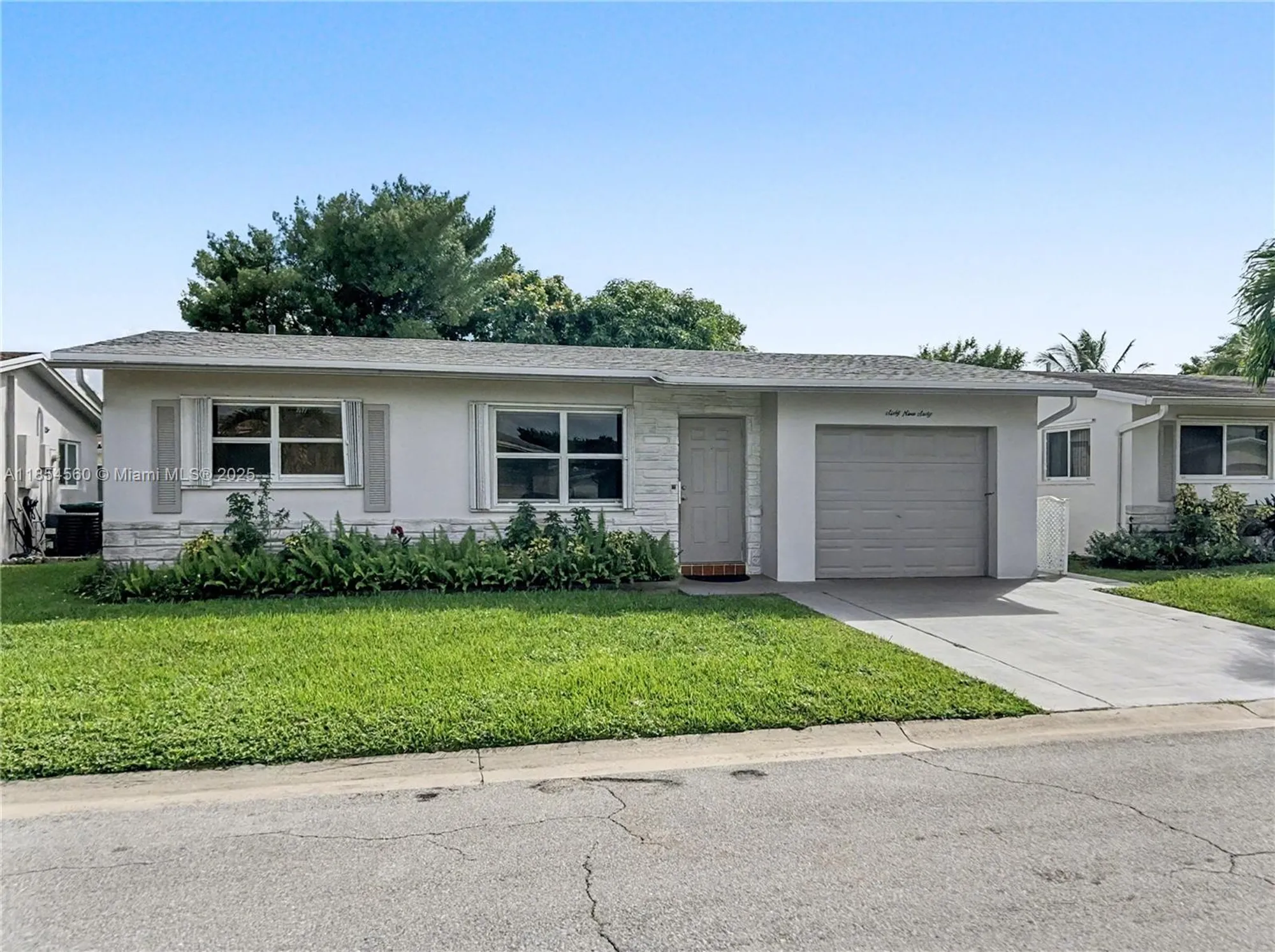 Property Slideshow image 4 of 17 | 6960 nw 11th ct, Margate, FL, 33063