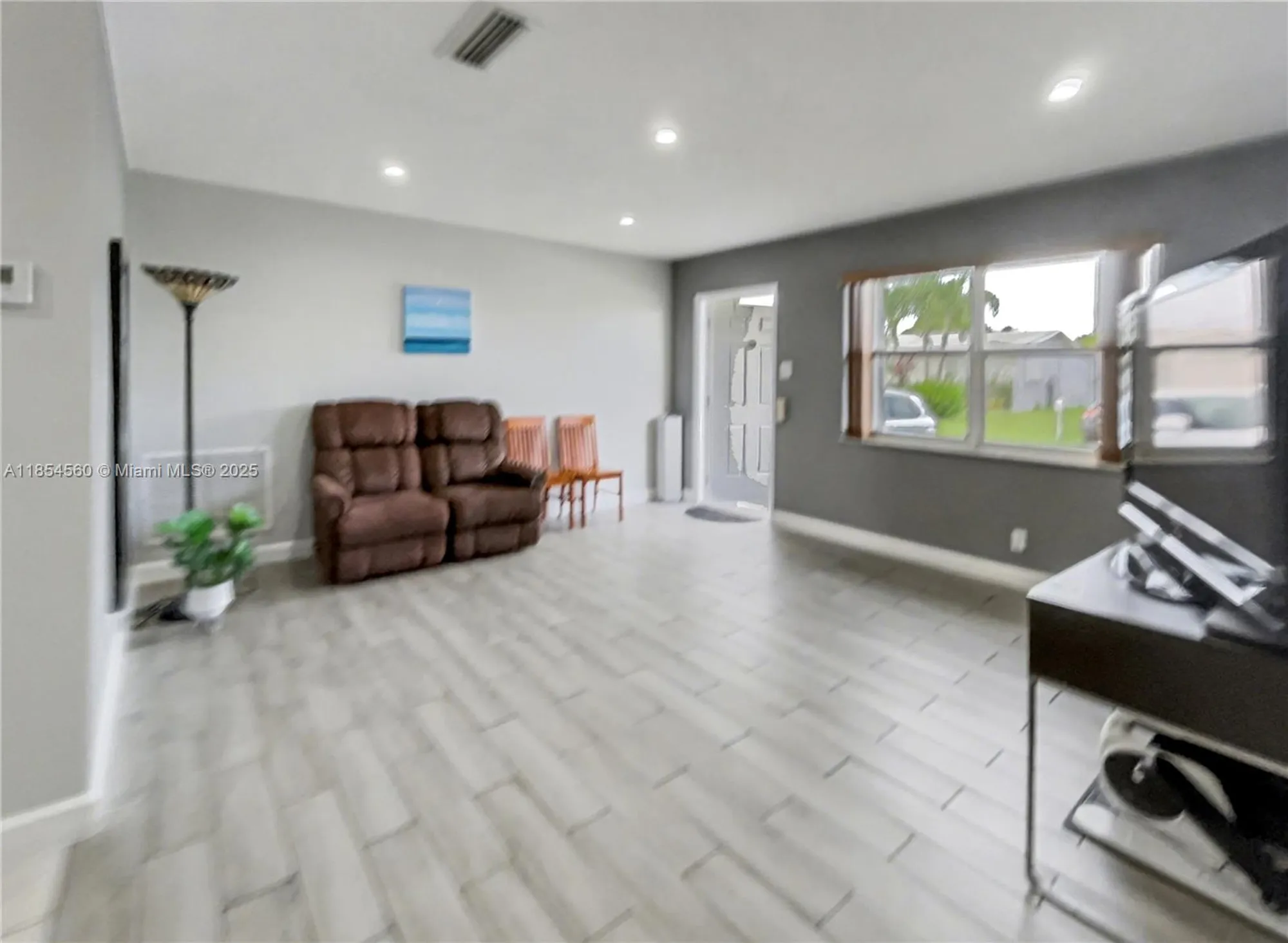 Property Slideshow image 5 of 17 | 6960 nw 11th ct, Margate, FL, 33063