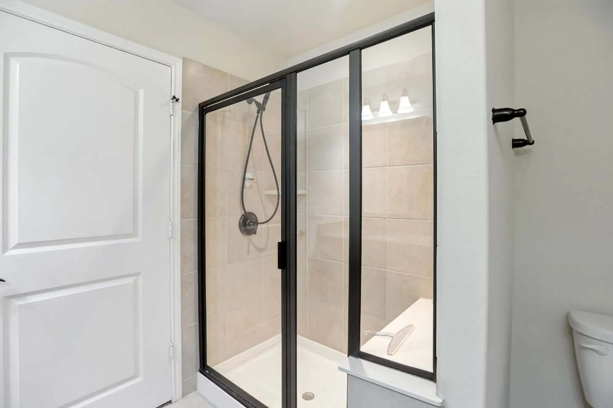 Property Slideshow image 14 of 26 | 113 hobby st, Georgetown, TX, 78633