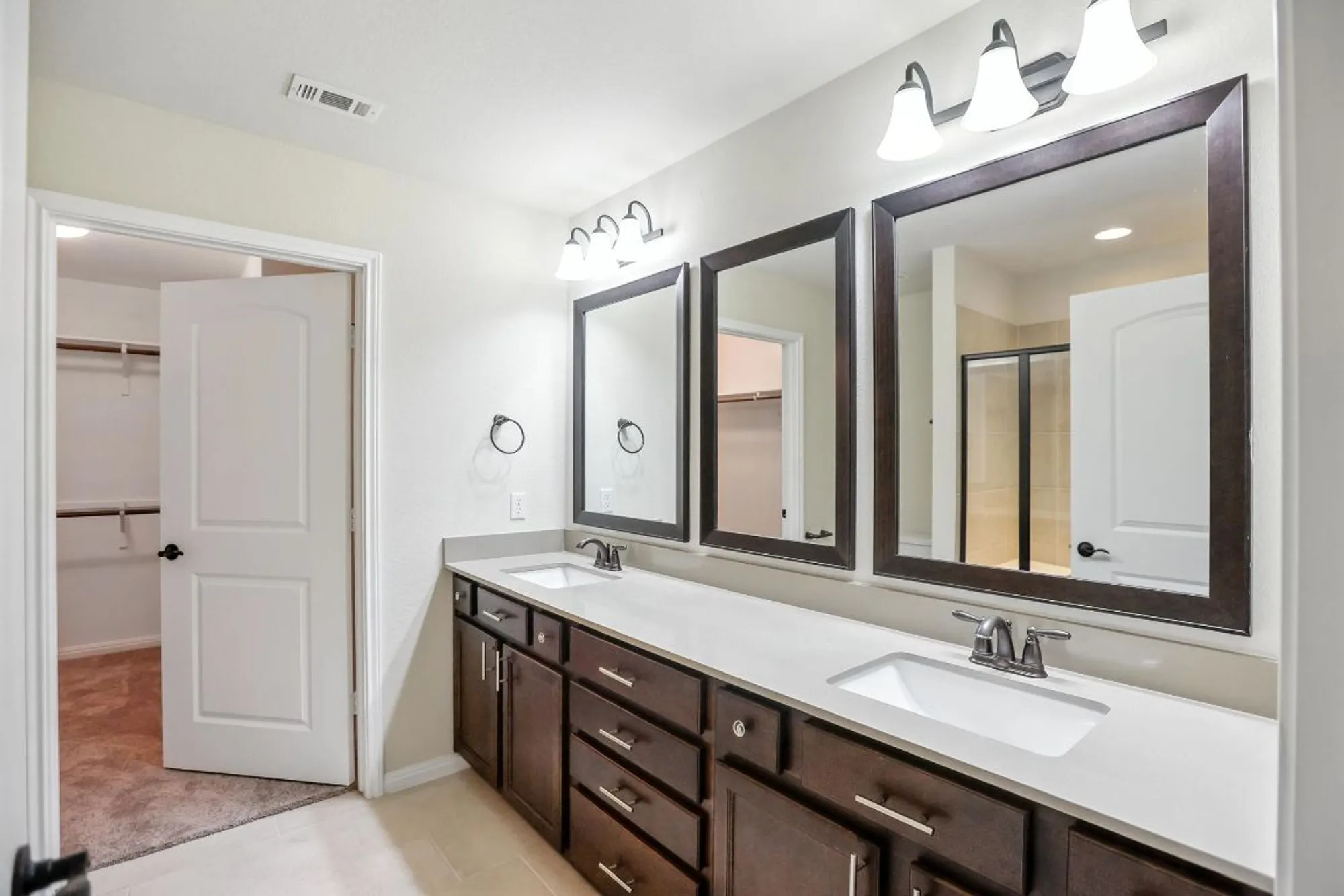 Property Slideshow image 16 of 26 | 113 hobby st, Georgetown, TX, 78633