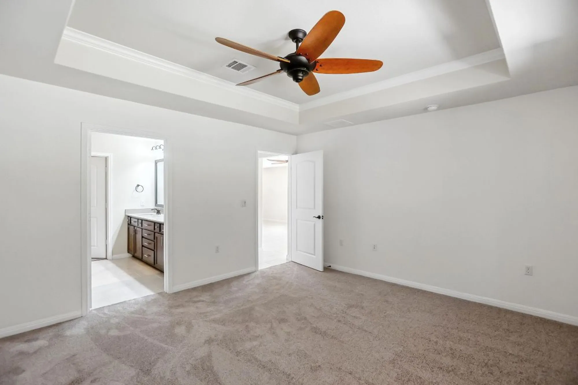 Property Slideshow image 11 of 26 | 113 hobby st, Georgetown, TX, 78633