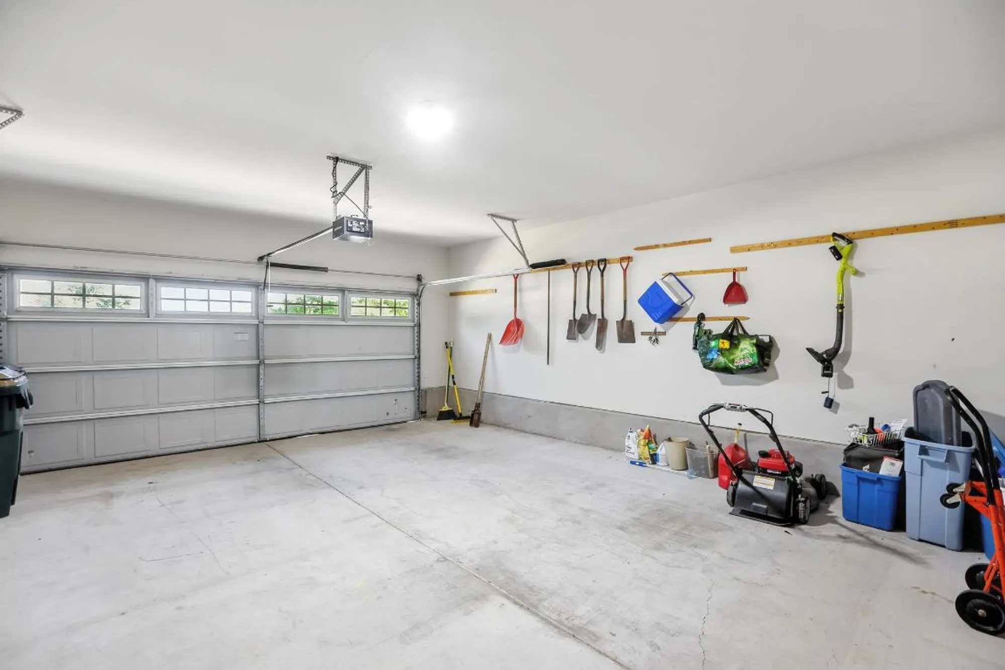 Property Slideshow image 22 of 26 | 113 hobby st, Georgetown, TX, 78633