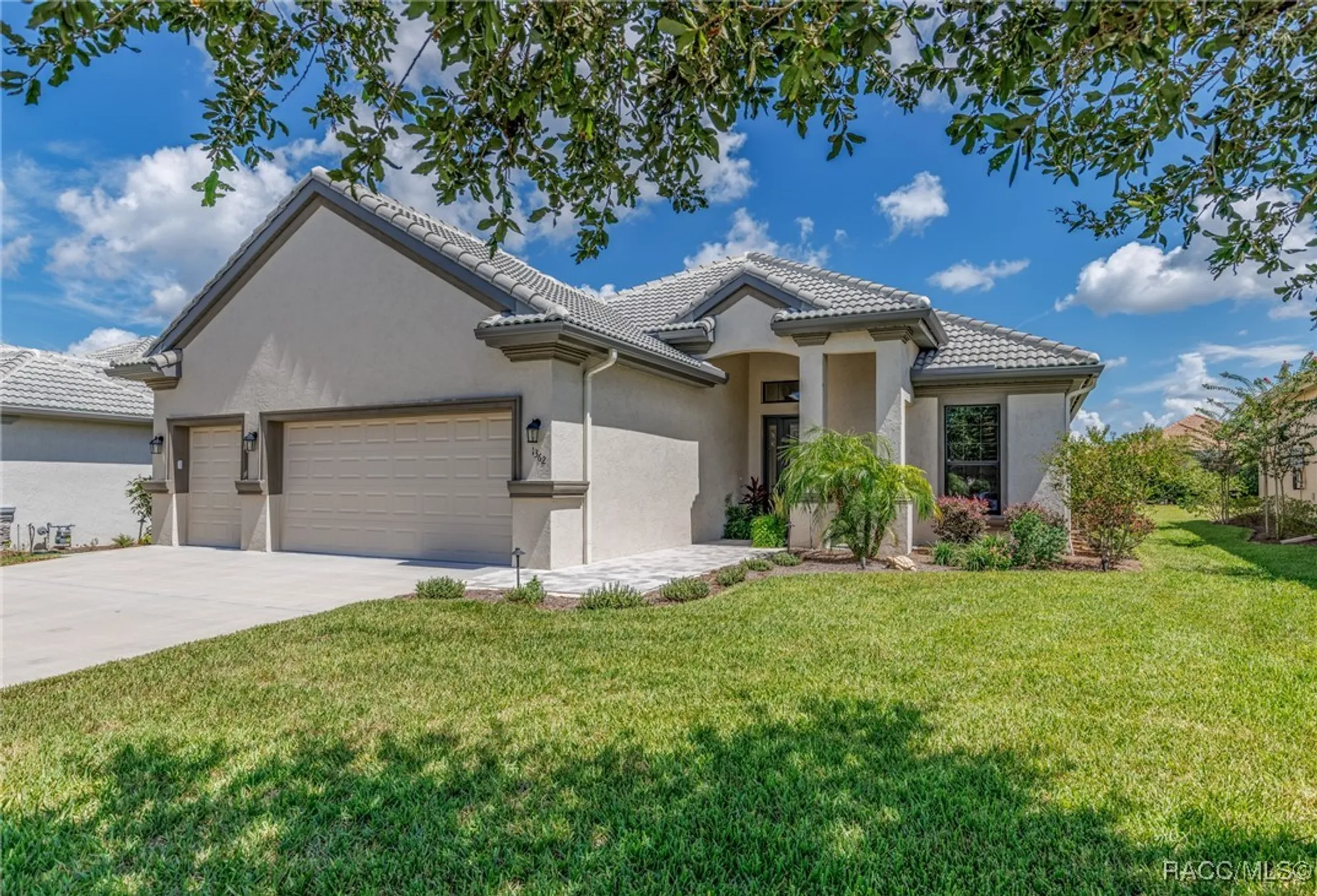 Property Slideshow image 41 of 63 | 1362 n whisperwood dr, Hernando, FL, 34442