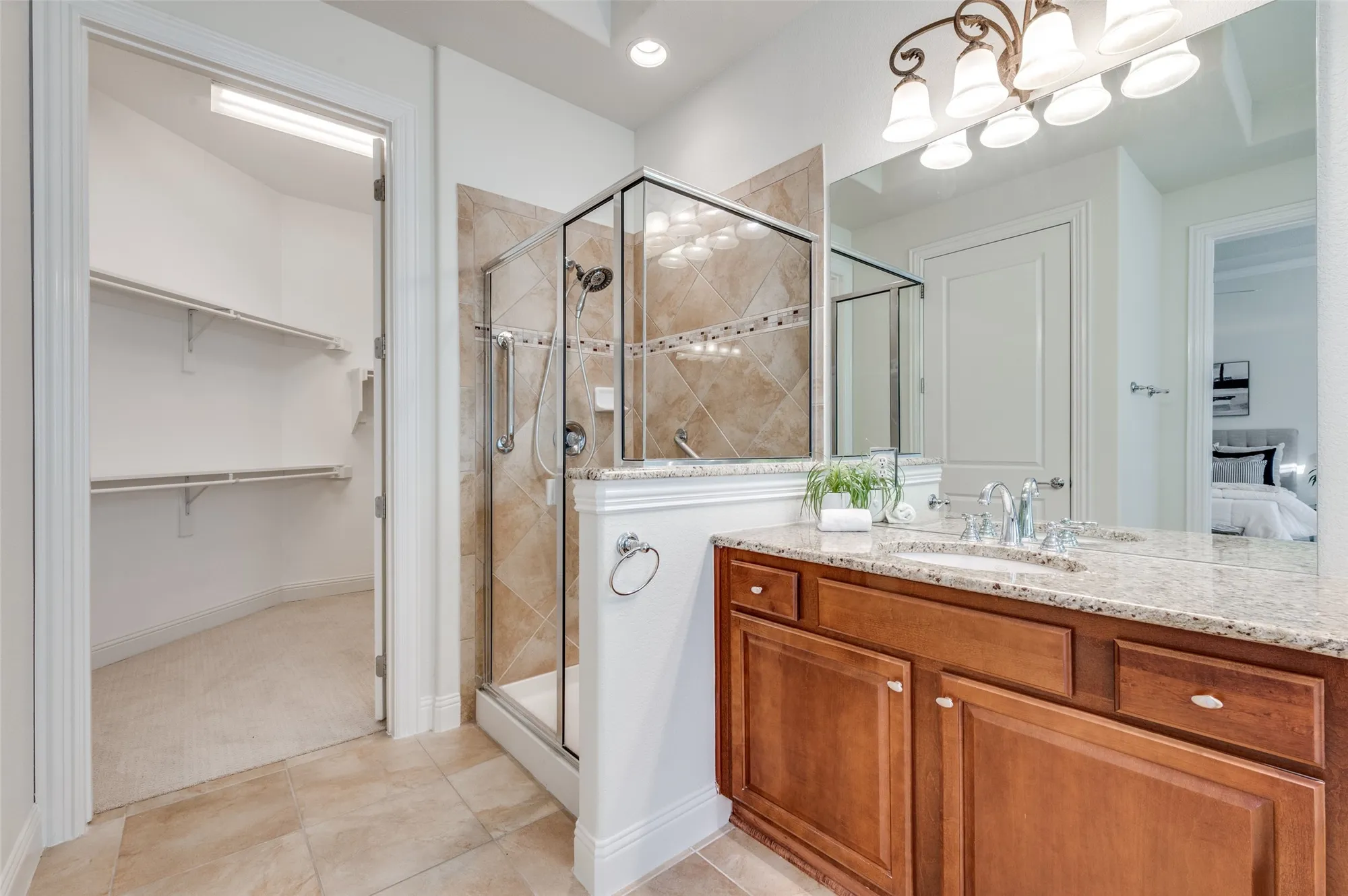 Property Slideshow image 11 of 19 | 7205 oakmont dr, Frisco, TX, 75036
