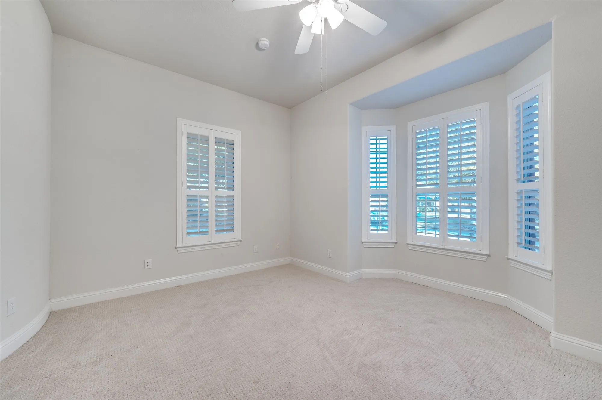 Property Slideshow image 12 of 19 | 7205 oakmont dr, Frisco, TX, 75036