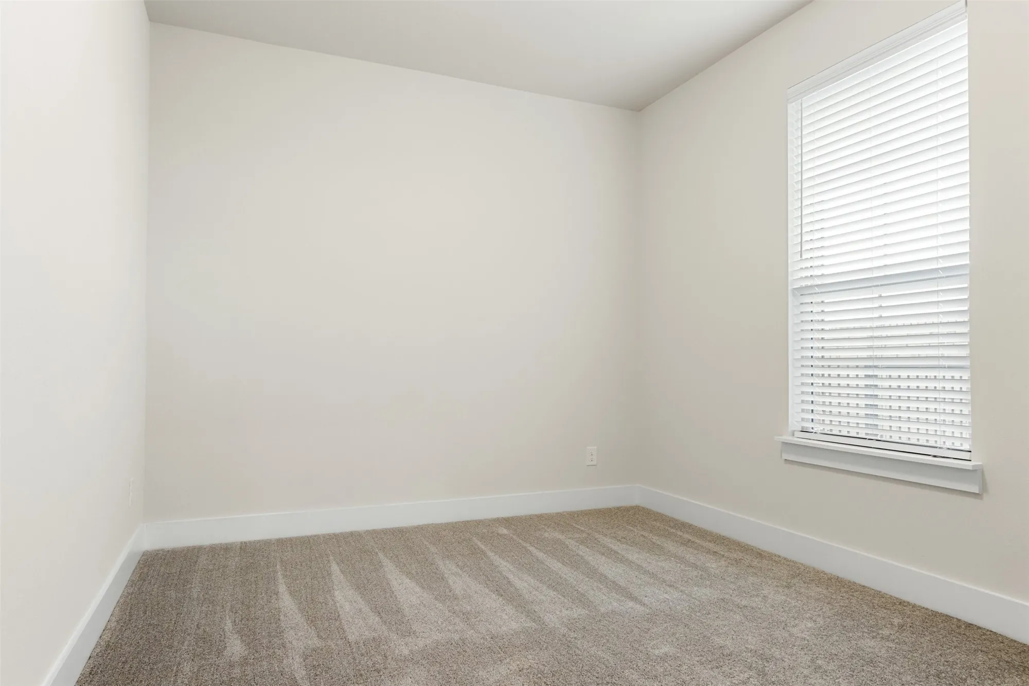 Property Slideshow image 16 of 18 | 2812 applewood way, Wylie, TX, 75098