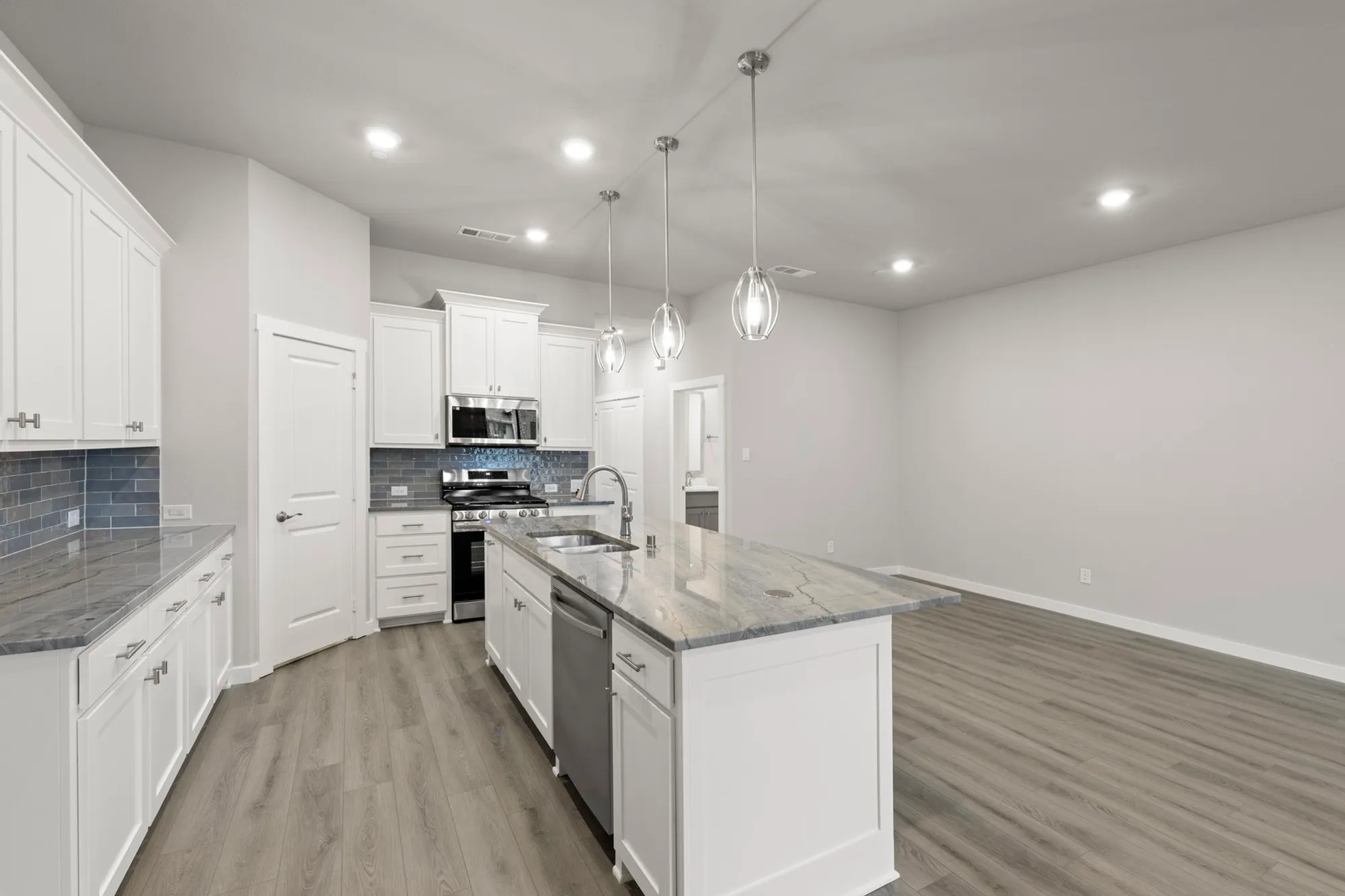 Property Slideshow image 18 of 28 | 650 oakridge dr, Wylie, TX, 75098