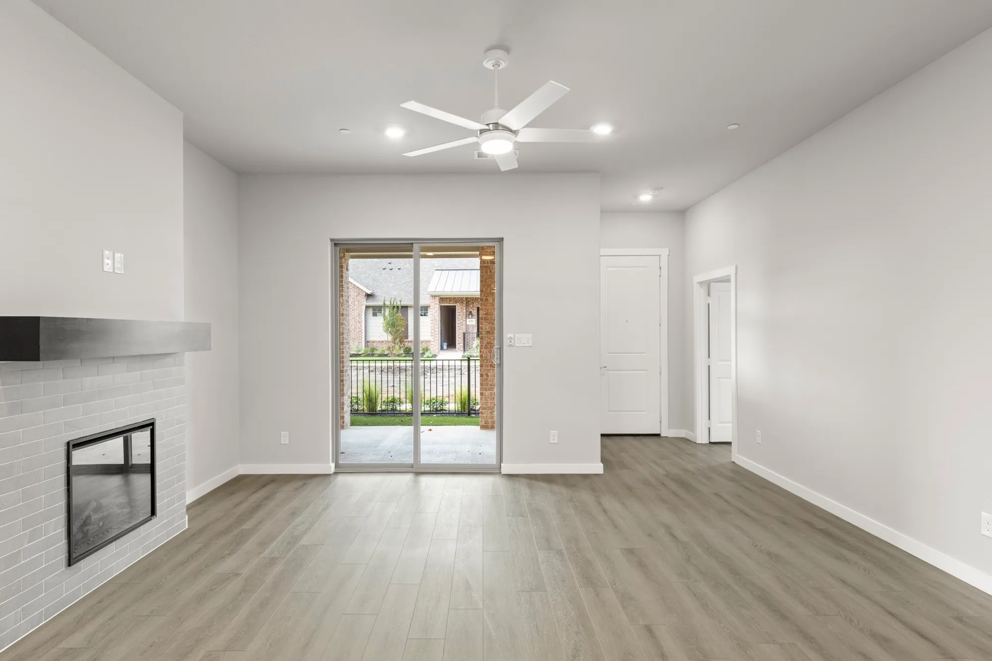 Property Slideshow image 12 of 28 | 650 oakridge dr, Wylie, TX, 75098