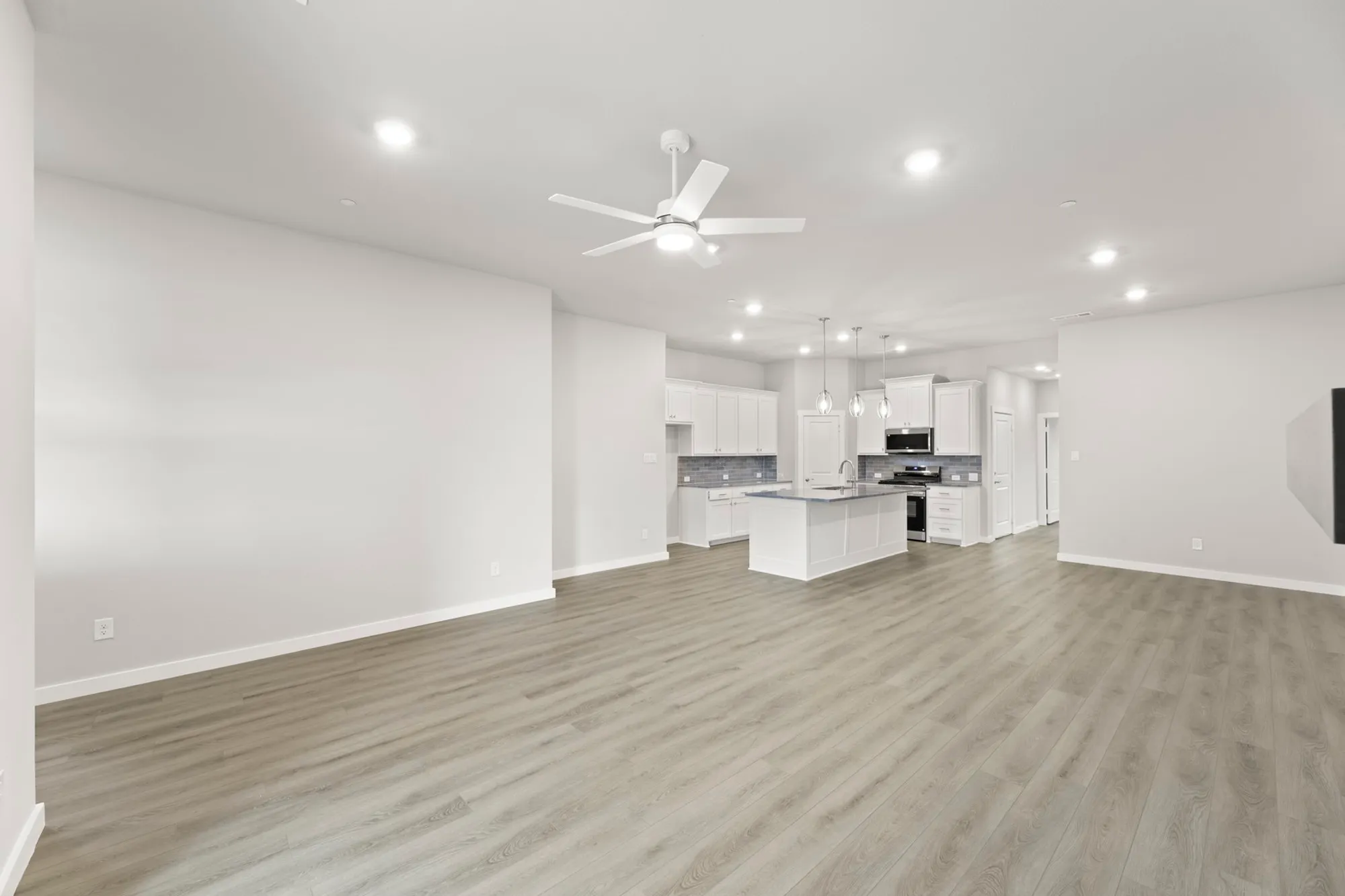 Property Slideshow image 13 of 28 | 650 oakridge dr, Wylie, TX, 75098