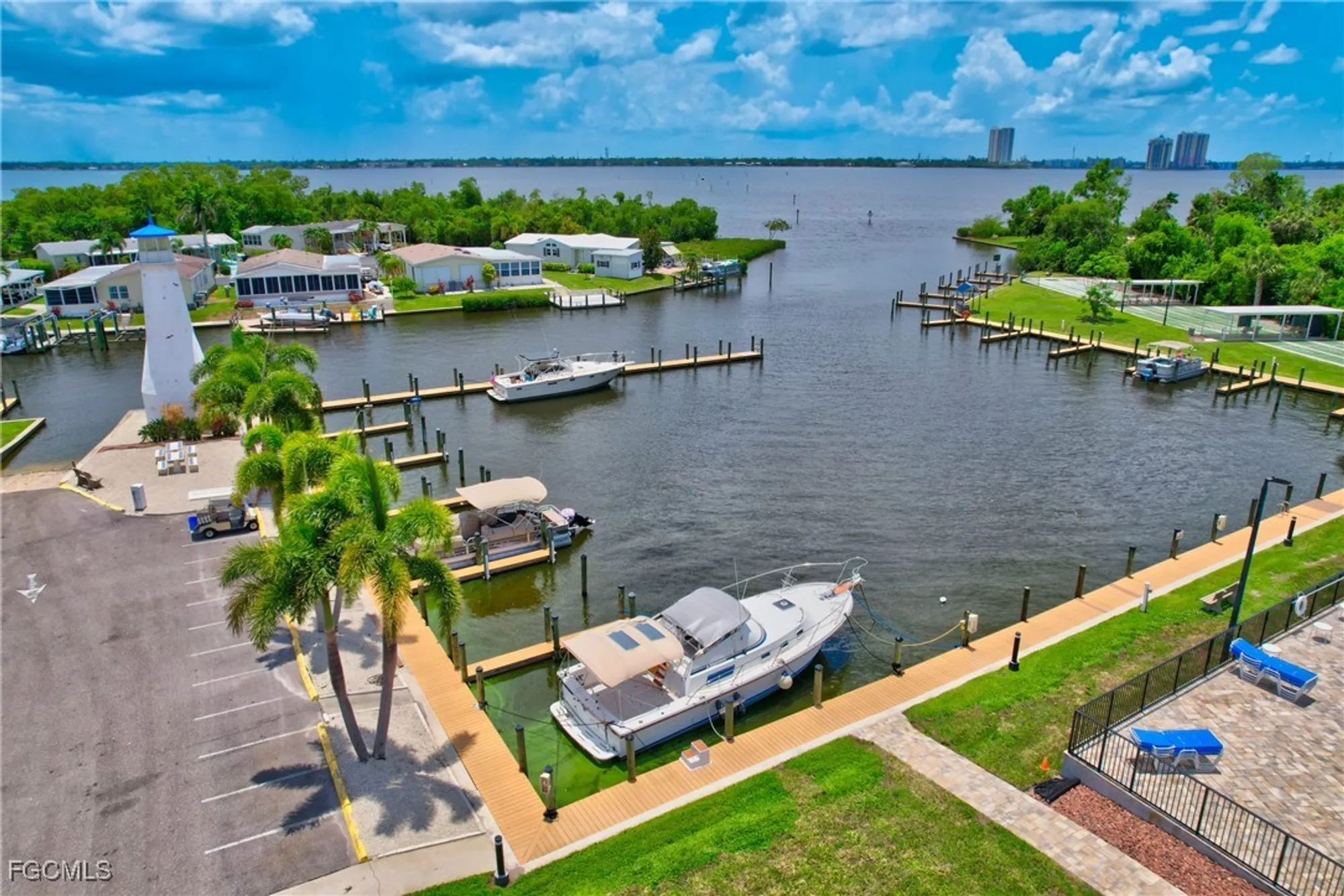 Property Slideshow image 38 of 50 | 14510 paul revere loop, North Fort Myers, FL, 33917