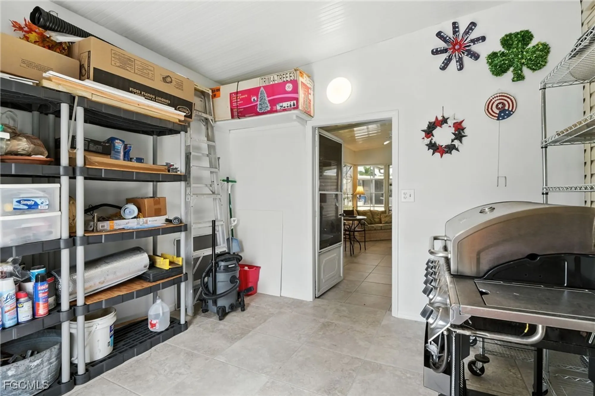 Property Slideshow image 33 of 50 | 14510 paul revere loop, North Fort Myers, FL, 33917