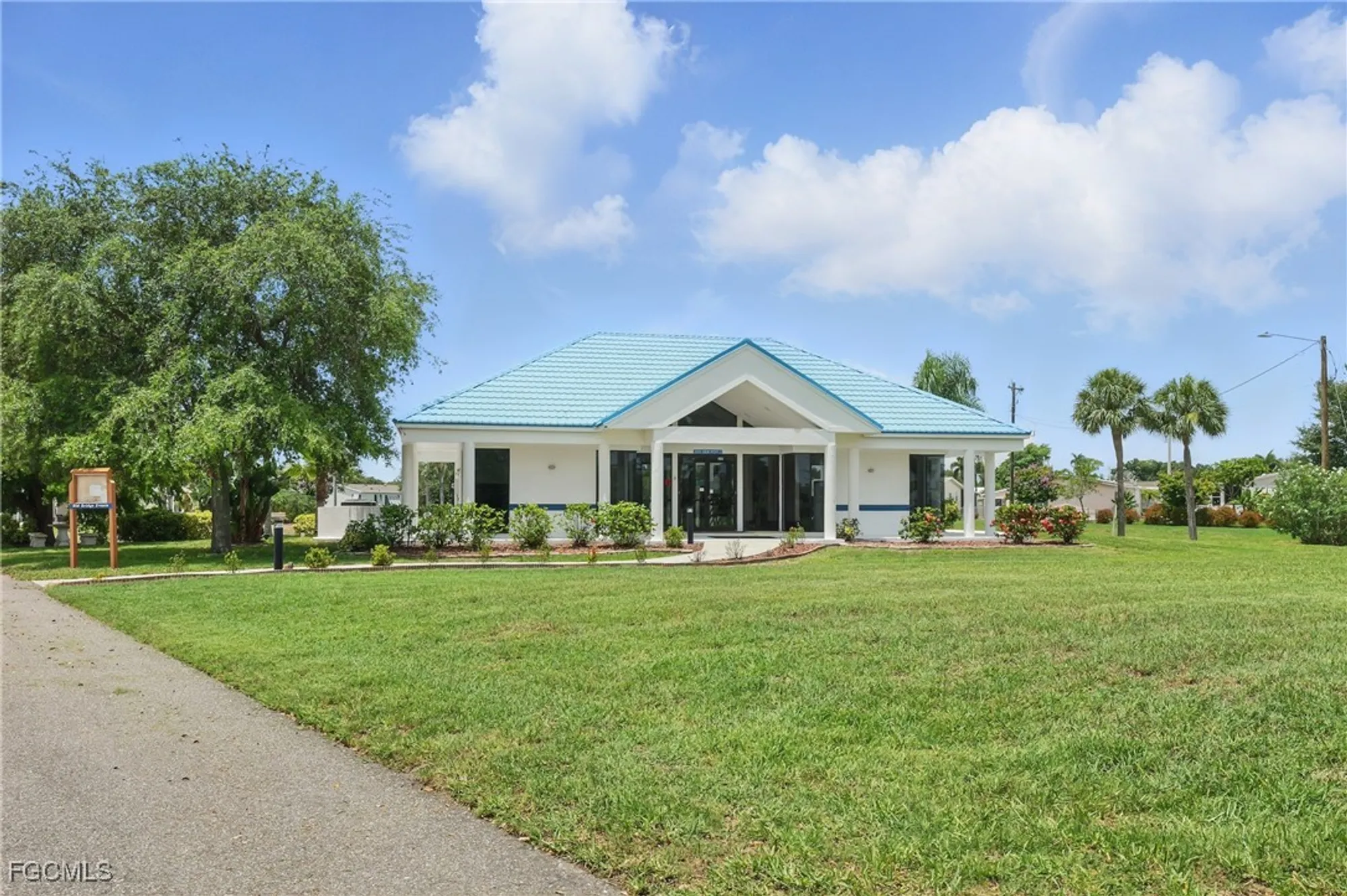 Property Slideshow image 42 of 50 | 14510 paul revere loop, North Fort Myers, FL, 33917