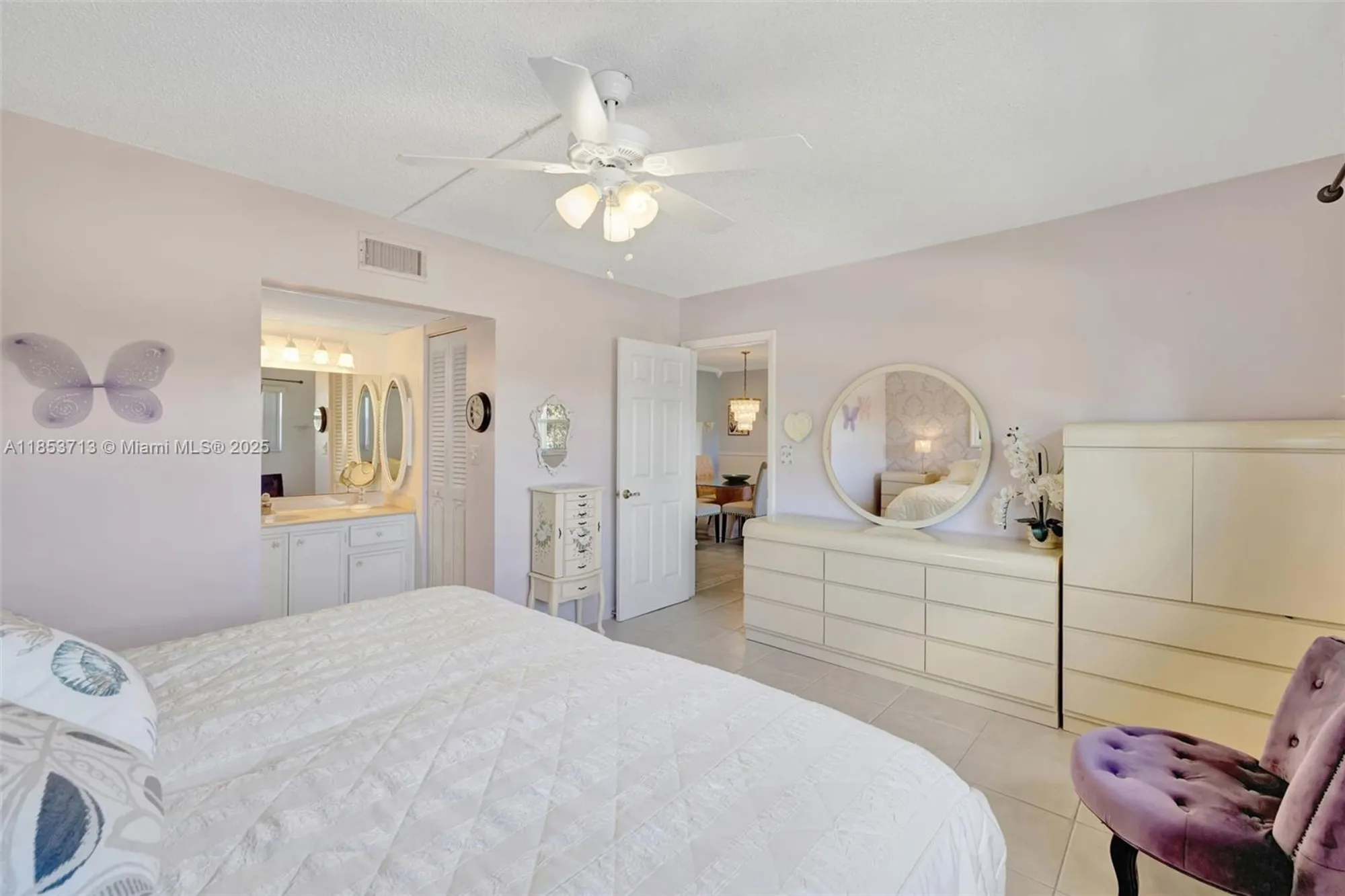 Property Slideshow image 21 of 49 | 7847 golf circle dr 203, Margate, FL, 33063