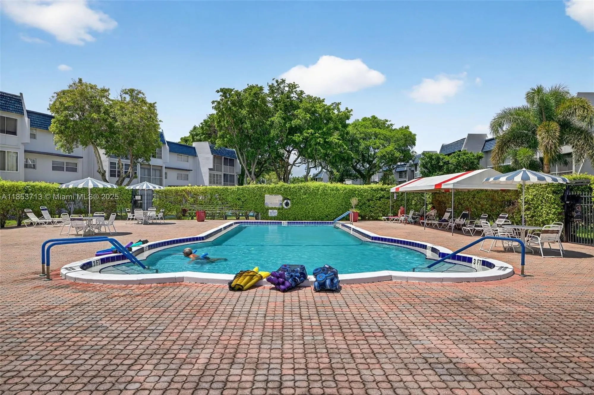 Property Slideshow image 38 of 49 | 7847 golf circle dr 203, Margate, FL, 33063