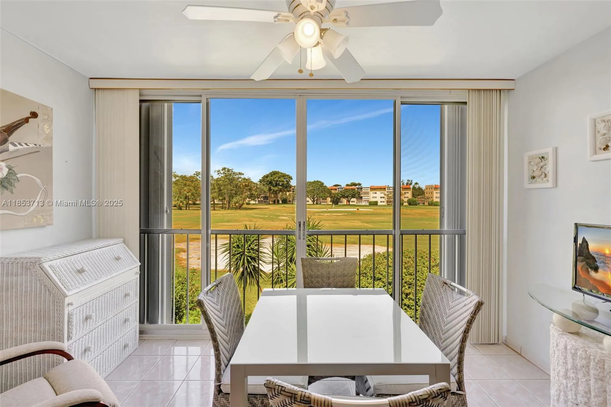 Property Slideshow image 5 of 49 | 7847 golf circle dr 203, Margate, FL, 33063