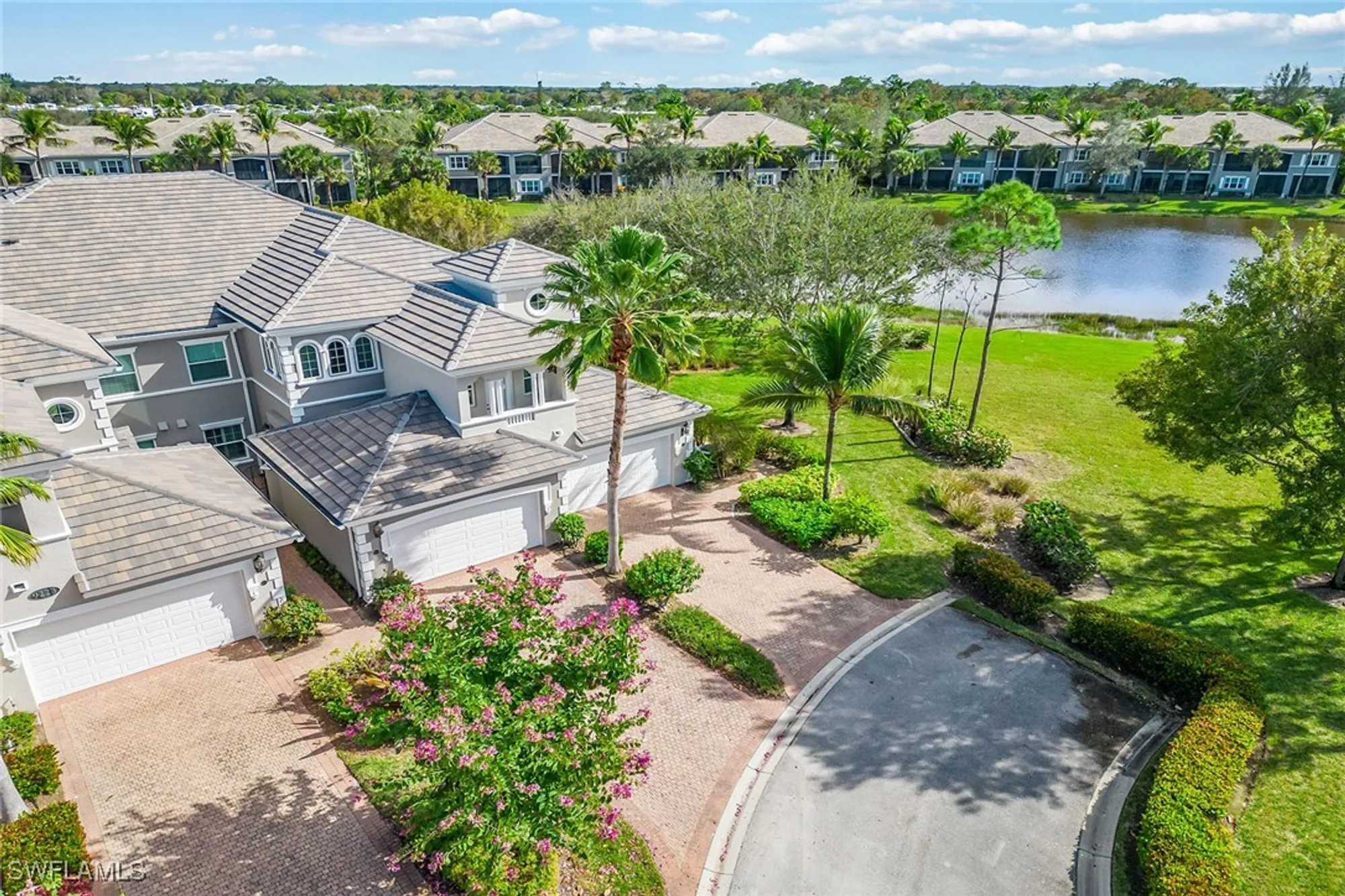 Property Slideshow image 26 of 49 | 9223 corfu ct 104, Naples, FL, 34114