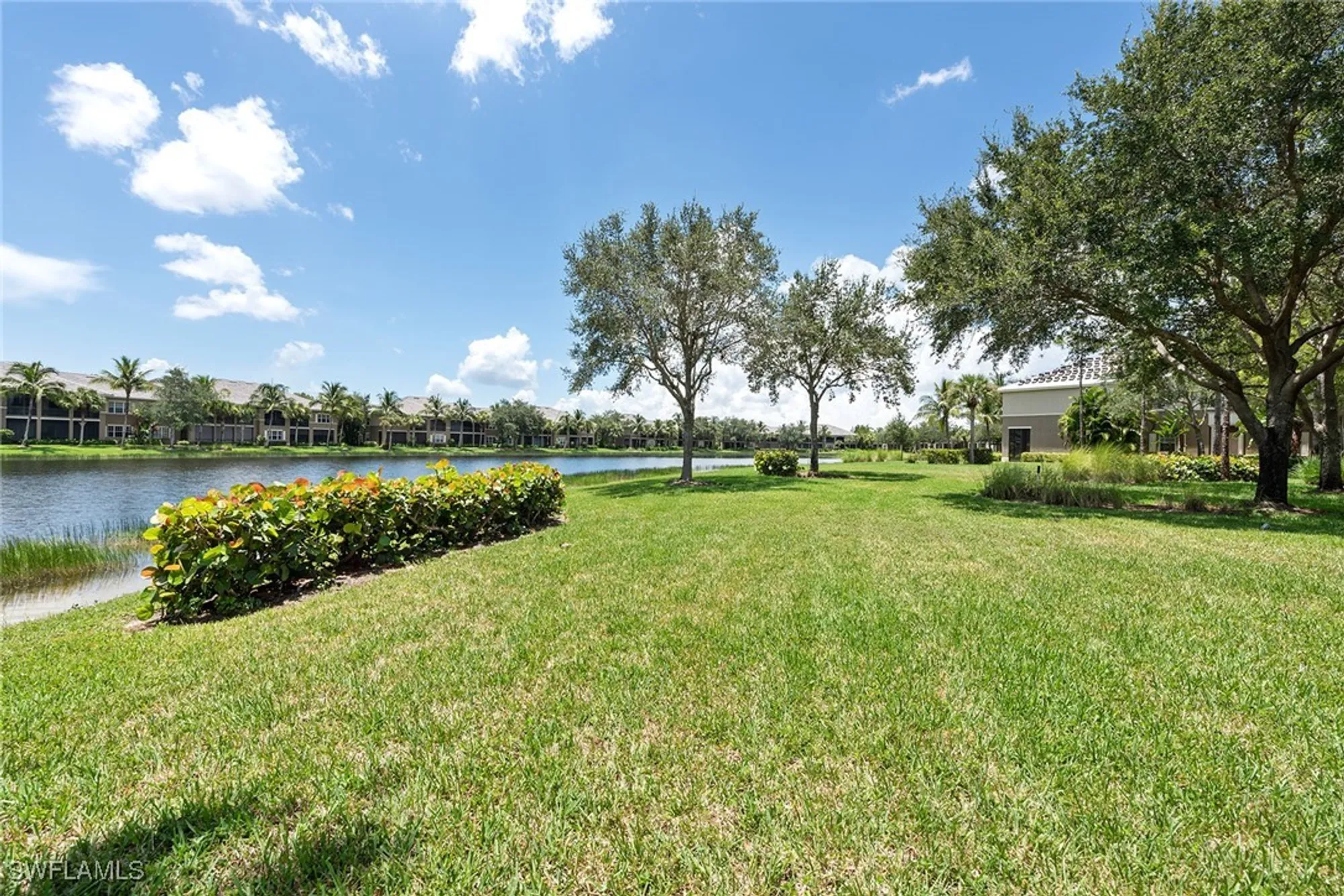 Property Slideshow image 28 of 49 | 9223 corfu ct 104, Naples, FL, 34114