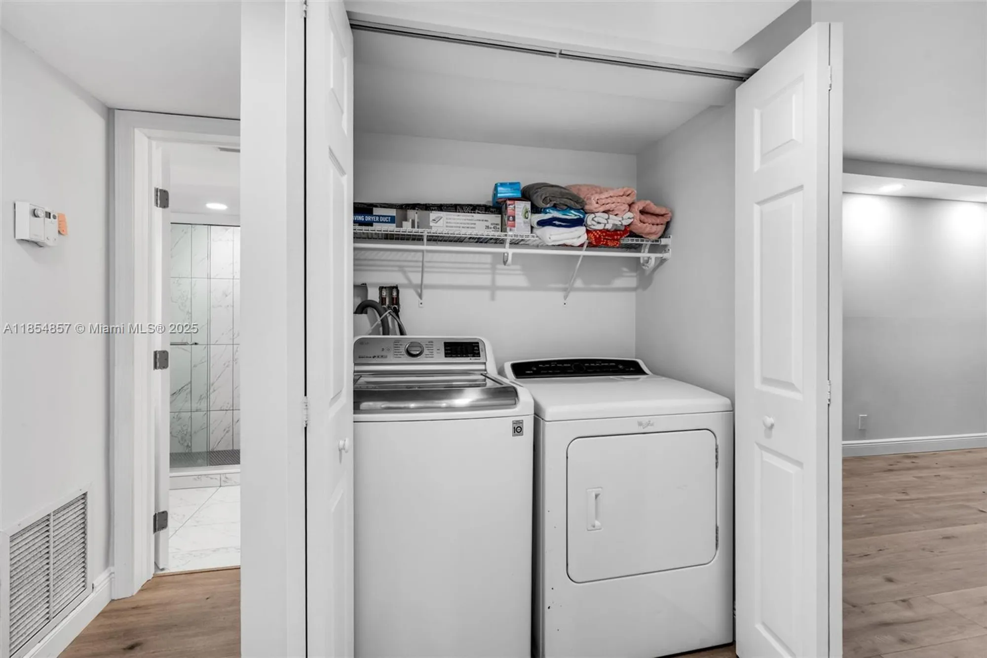 Property Slideshow image 21 of 41 | 3524 via poinciana 302, Lake Worth, FL, 33467