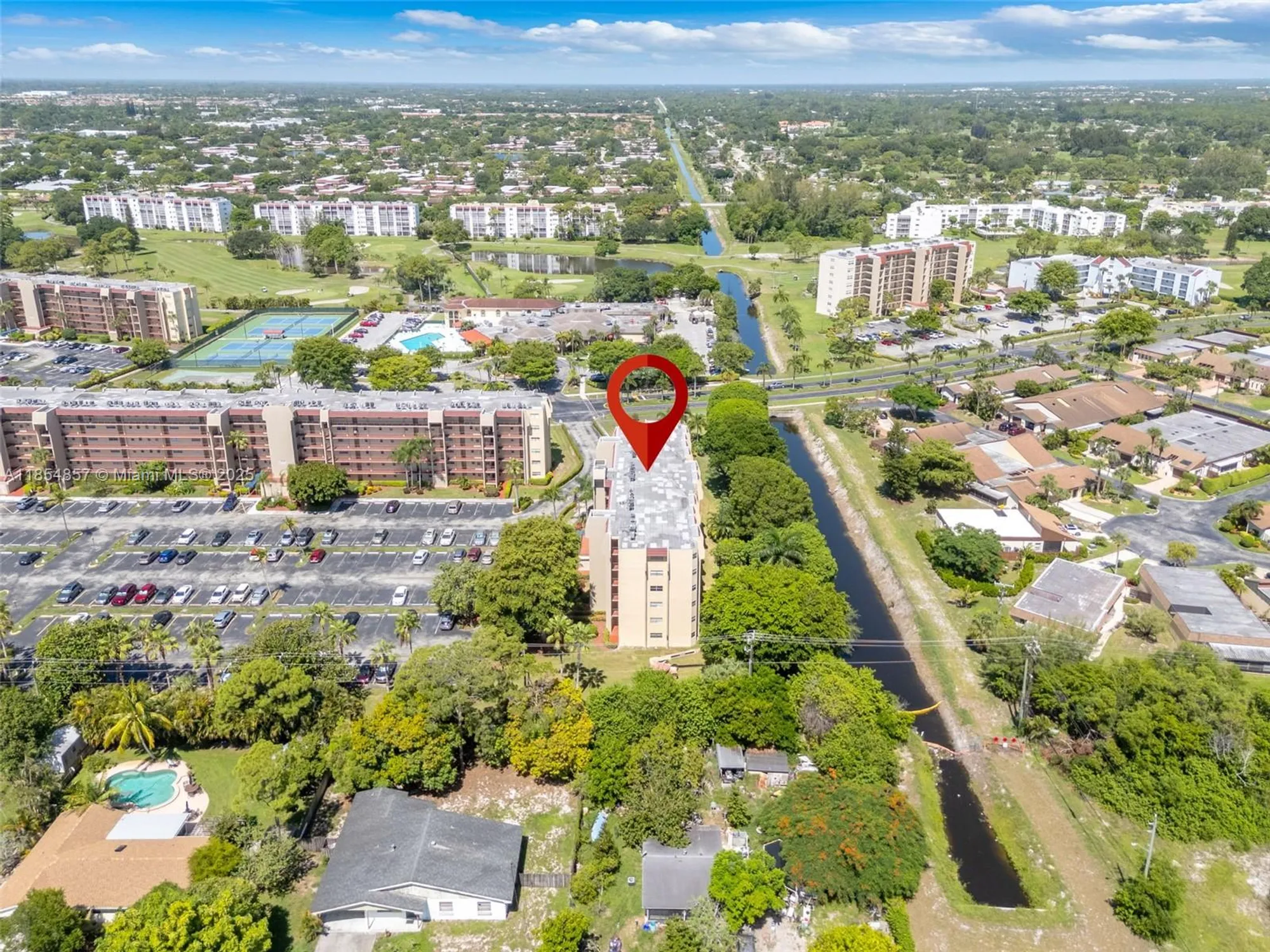 Property Slideshow image 39 of 41 | 3524 via poinciana 302, Lake Worth, FL, 33467