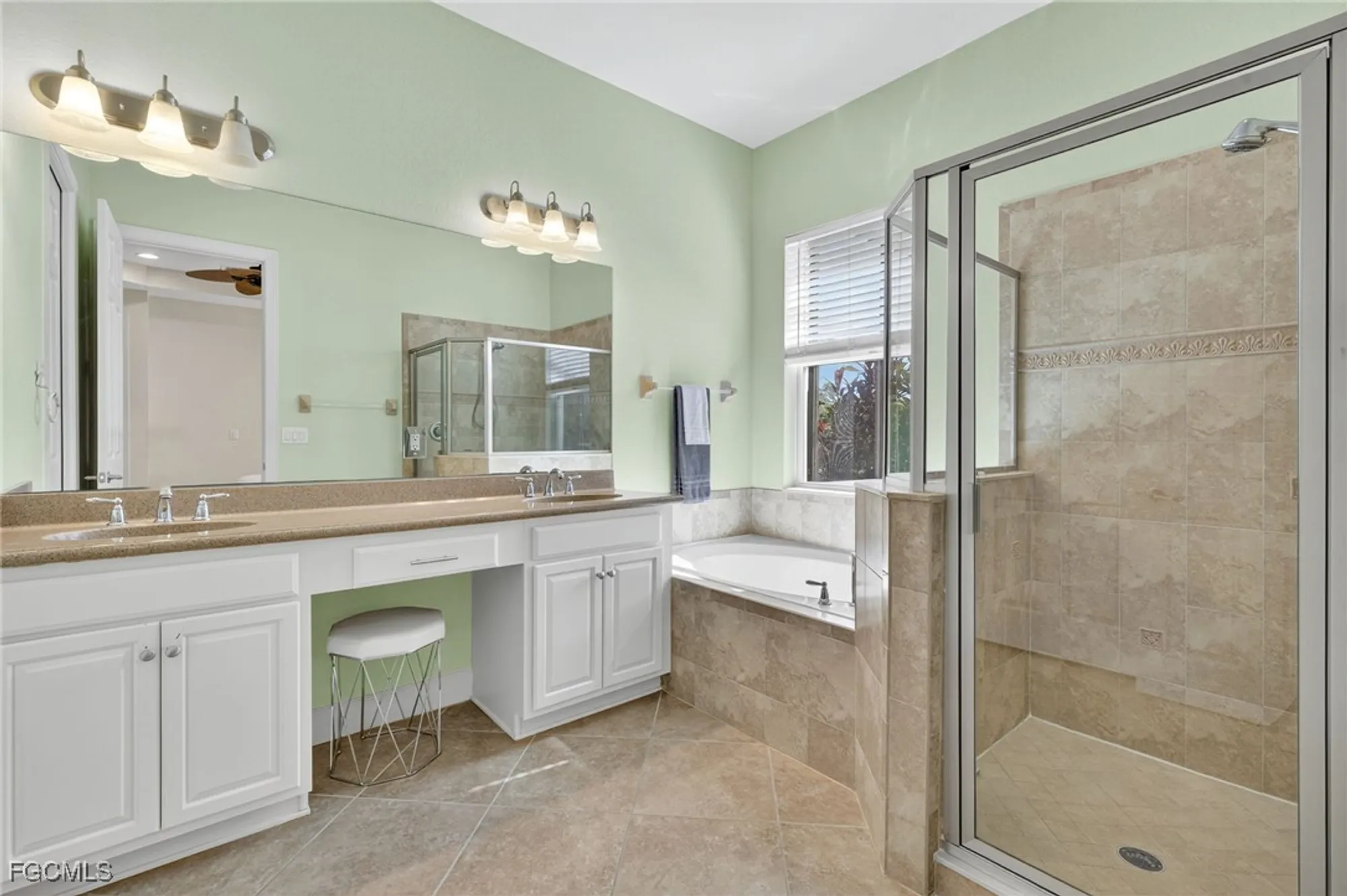 Property Slideshow image 15 of 37 | 13001 simsbury ter, Fort Myers, FL, 33913