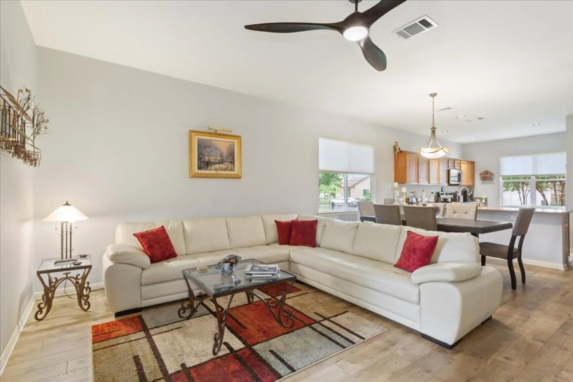 Property Slideshow image 11 of 30 | 101 lubbock dr, Georgetown, TX, 78633