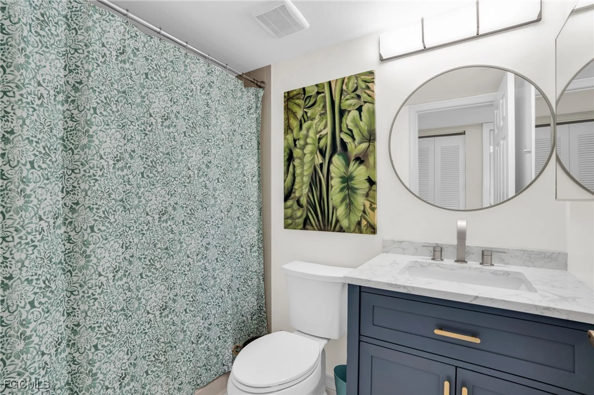 Property Slideshow image 15 of 35 | 5905 trailwinds dr 816, Fort Myers, FL, 33907