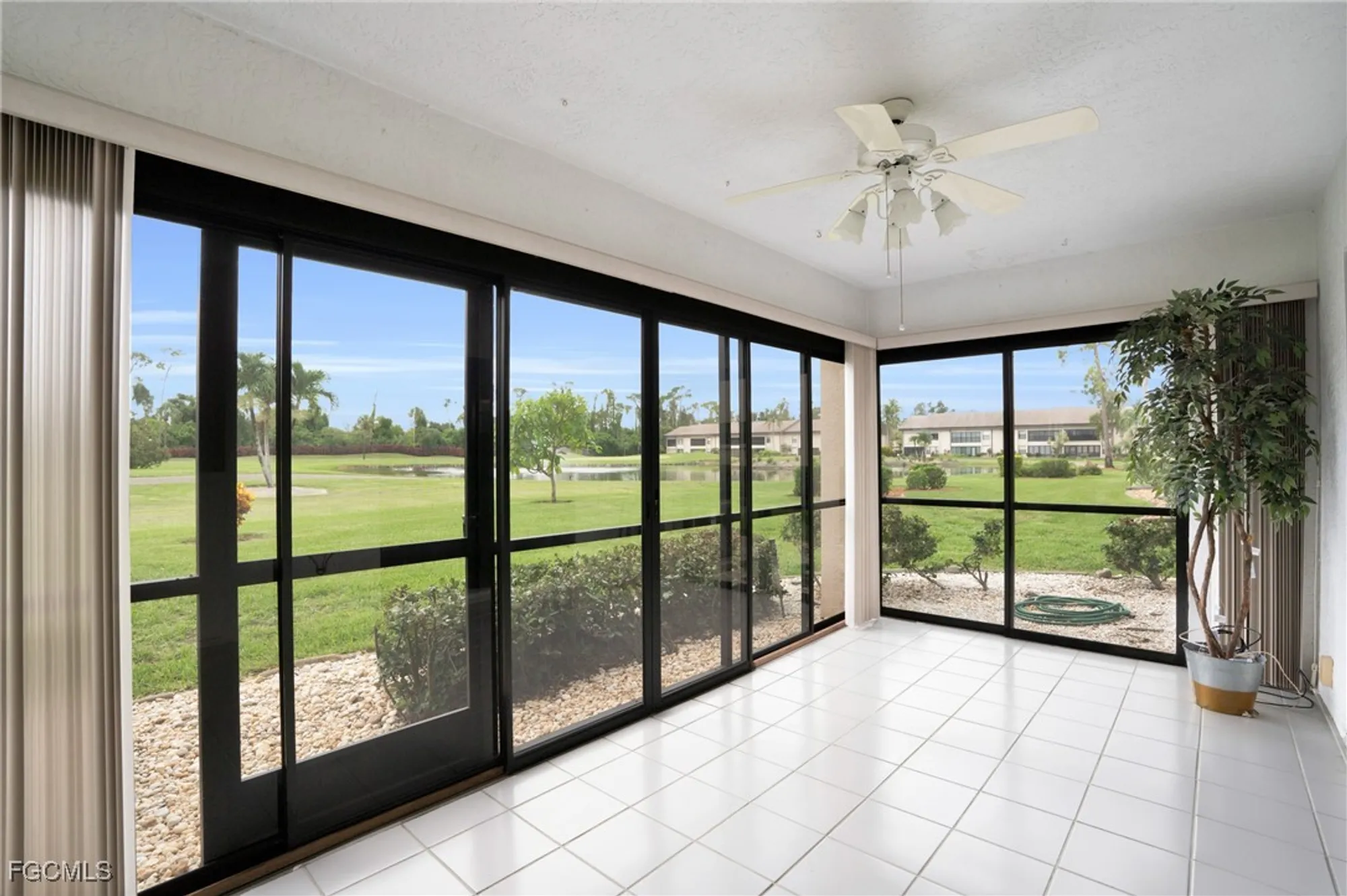 Property Slideshow image 25 of 35 | 5905 trailwinds dr 816, Fort Myers, FL, 33907