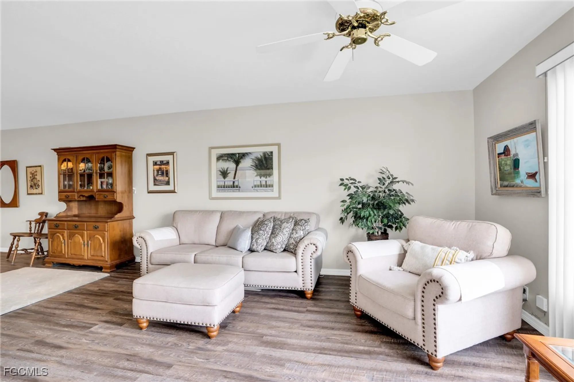 Property Slideshow image 6 of 35 | 5905 trailwinds dr 816, Fort Myers, FL, 33907