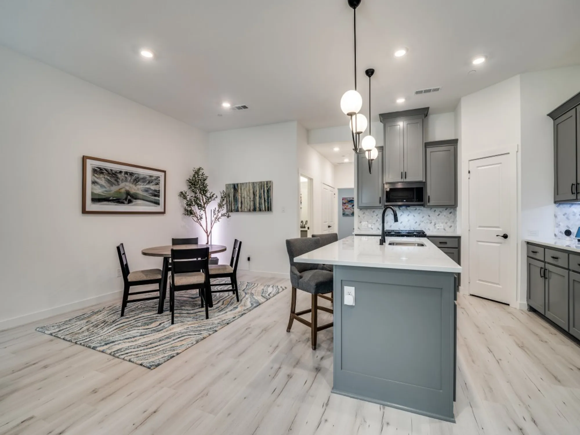 Property Slideshow image 7 of 25 | 2833 applewood way, Wylie, TX, 75098