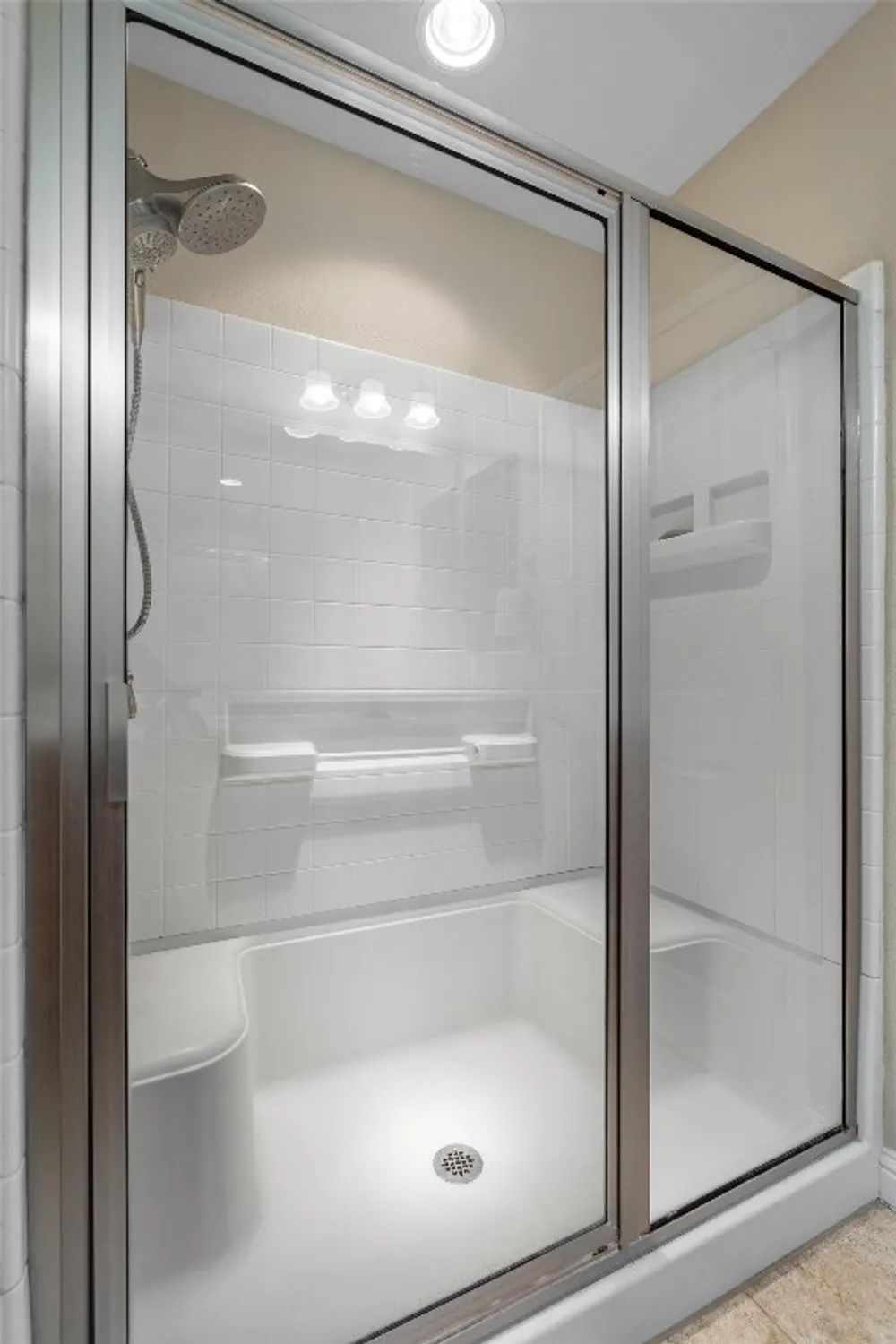 Property Slideshow image 19 of 31 | 101 alamosa creek ln, Georgetown, TX, 78633