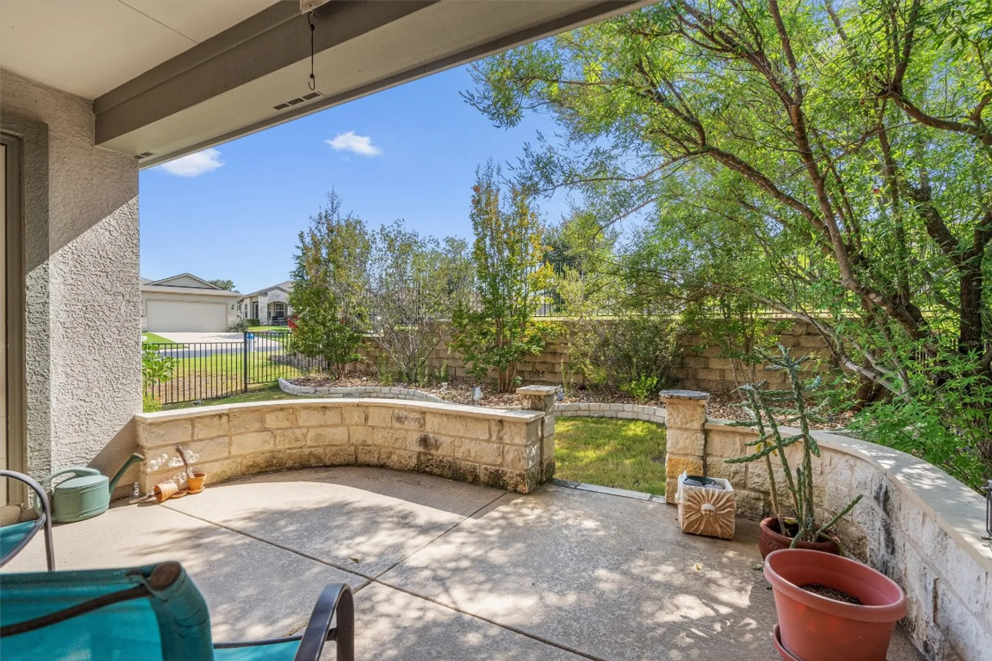 Property Slideshow image 25 of 31 | 101 alamosa creek ln, Georgetown, TX, 78633
