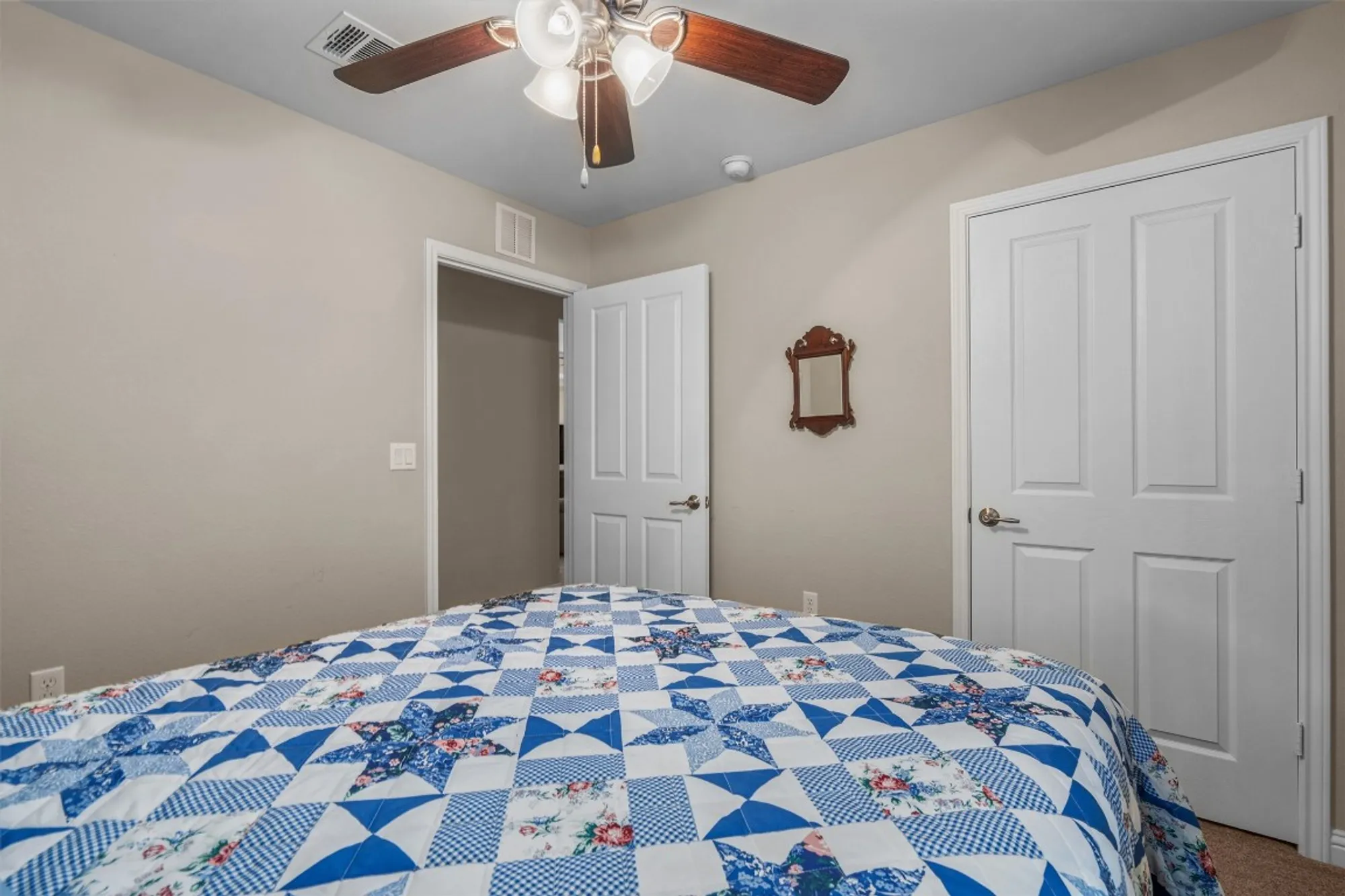 Property Slideshow image 22 of 31 | 101 alamosa creek ln, Georgetown, TX, 78633