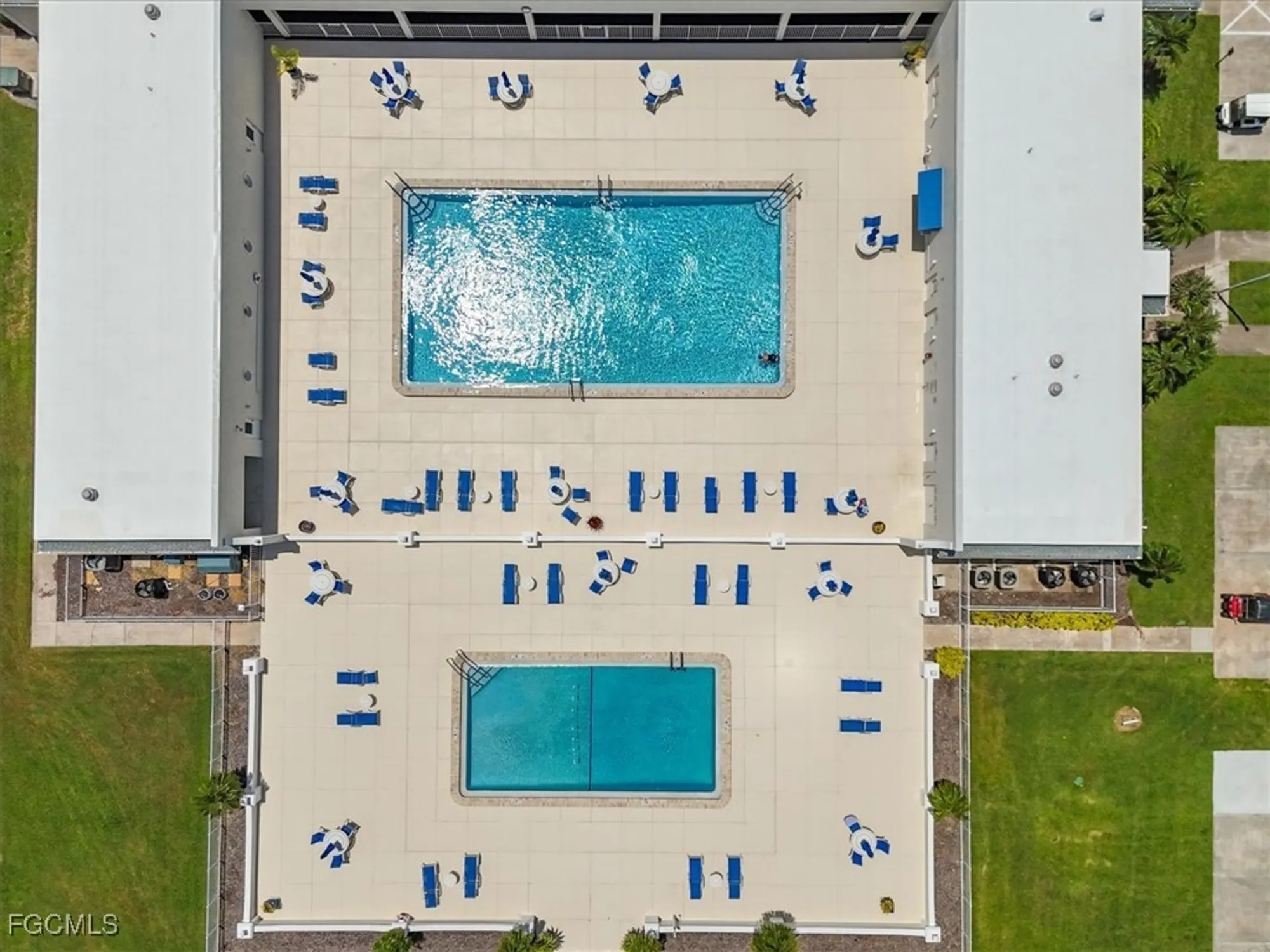 Property Slideshow image 16 of 21 | 1230 arcola dr, Fort Myers, FL, 33919